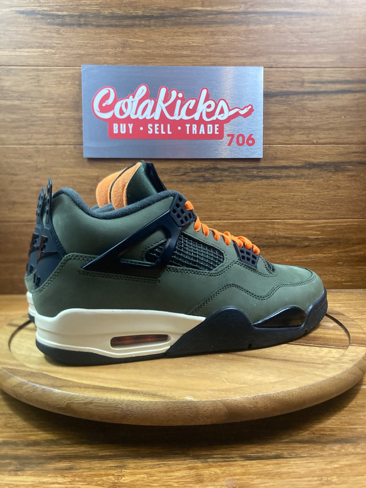 Jordan 4 Retro OG SP Undefeated (2025)