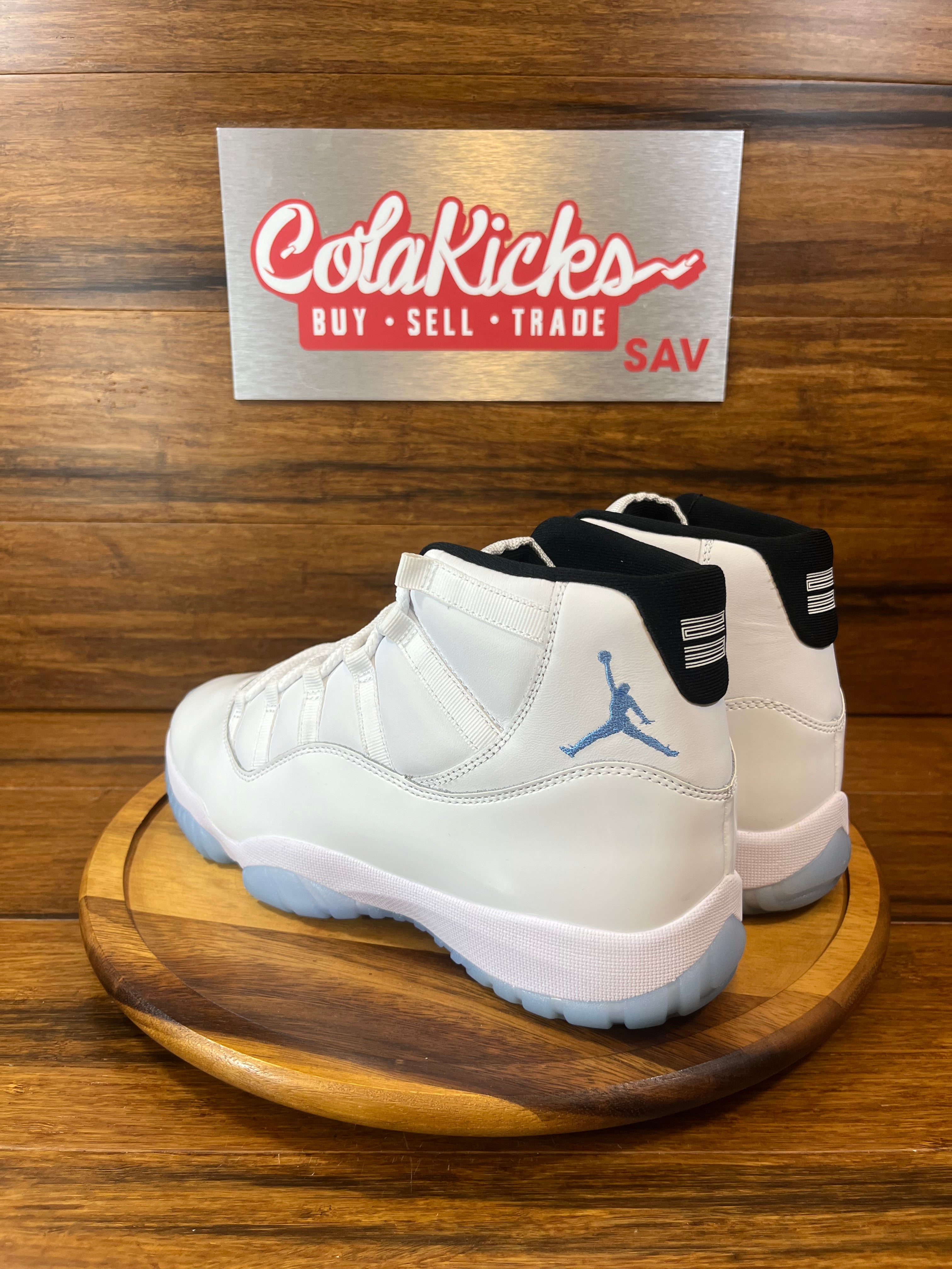 Jordan 11 Retro Legend Blue (2024)