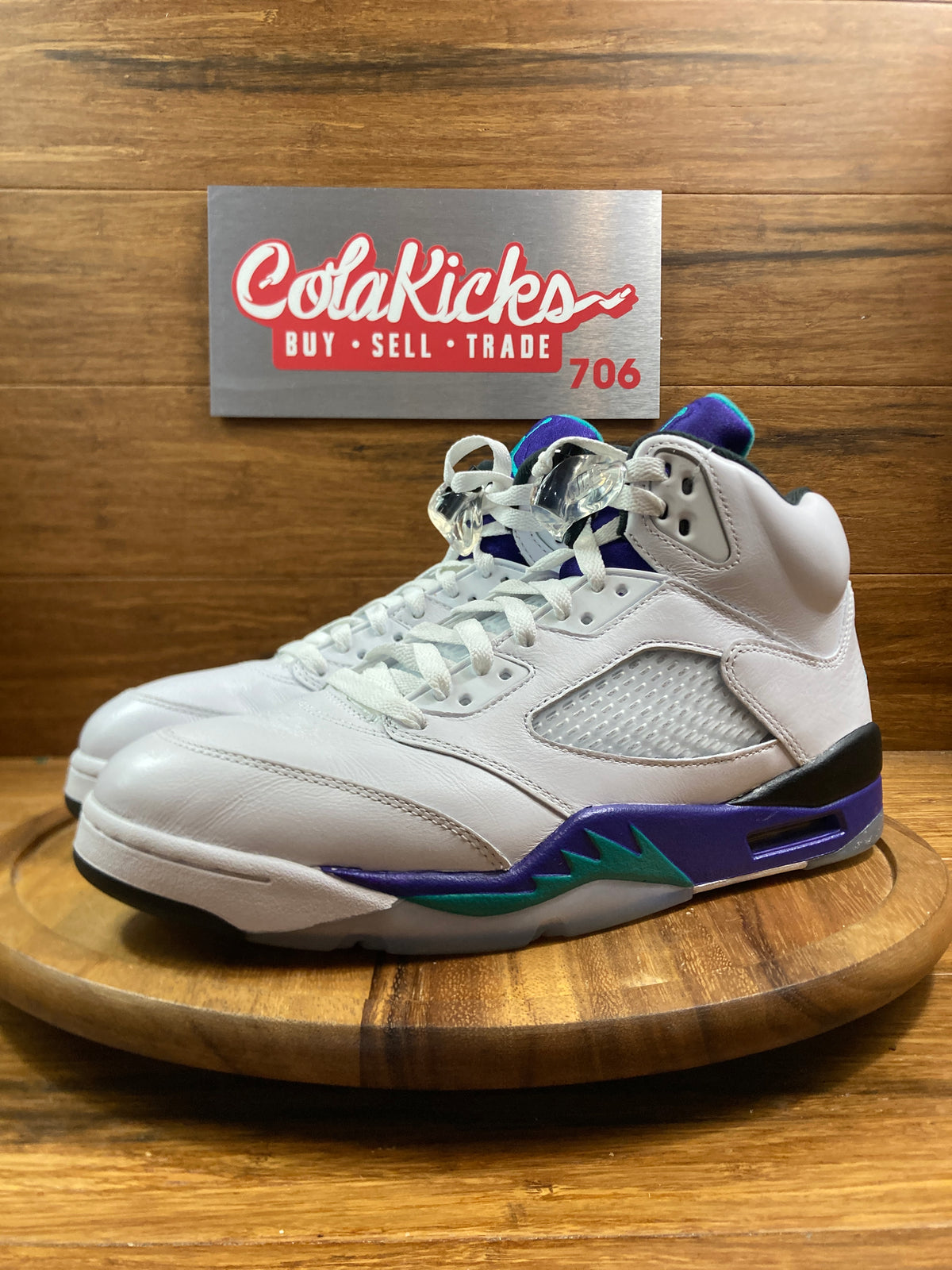 Jordan 5 Retro Grape (2025)