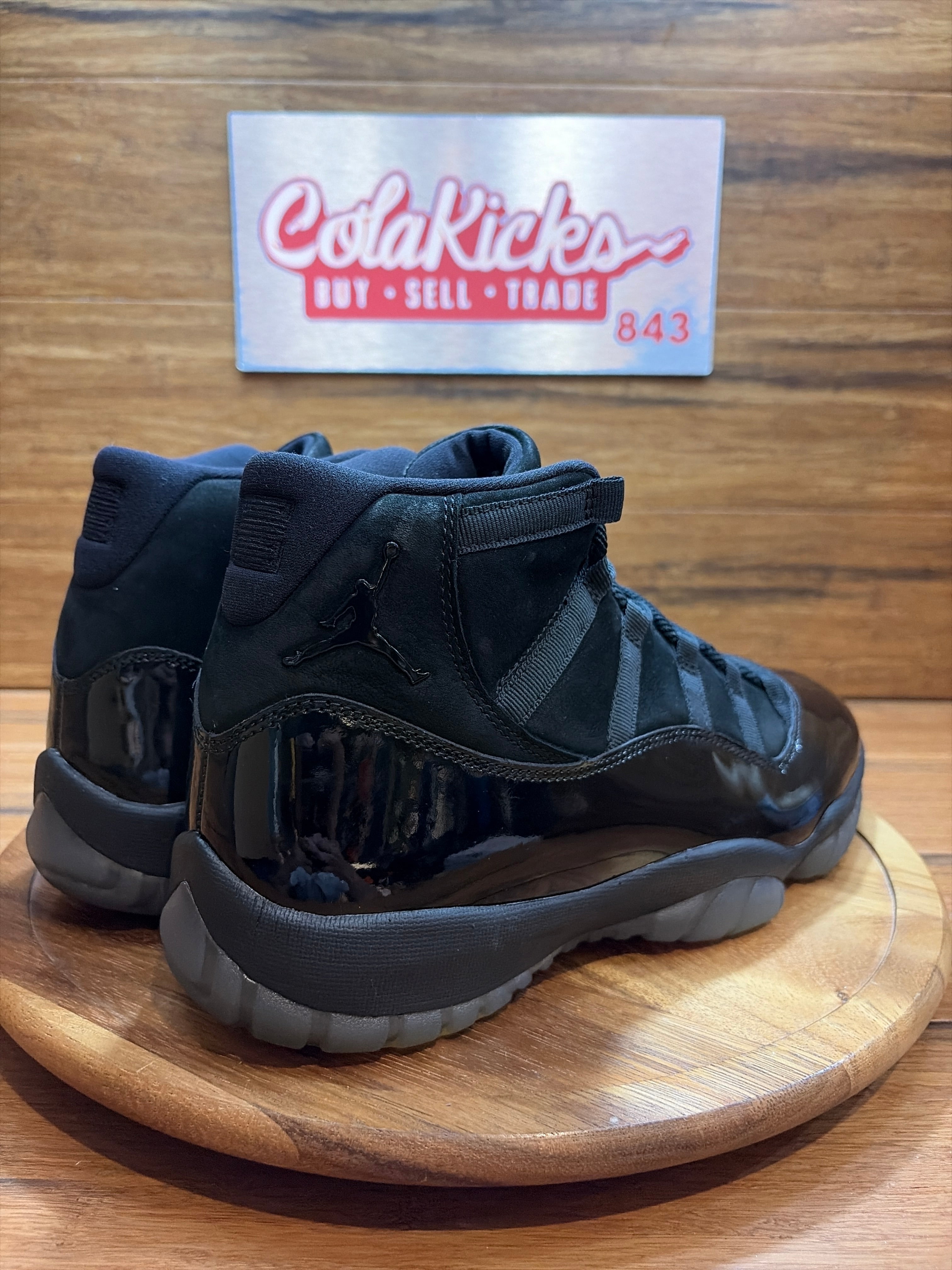 Jordan 11 Retro Cap and Gown