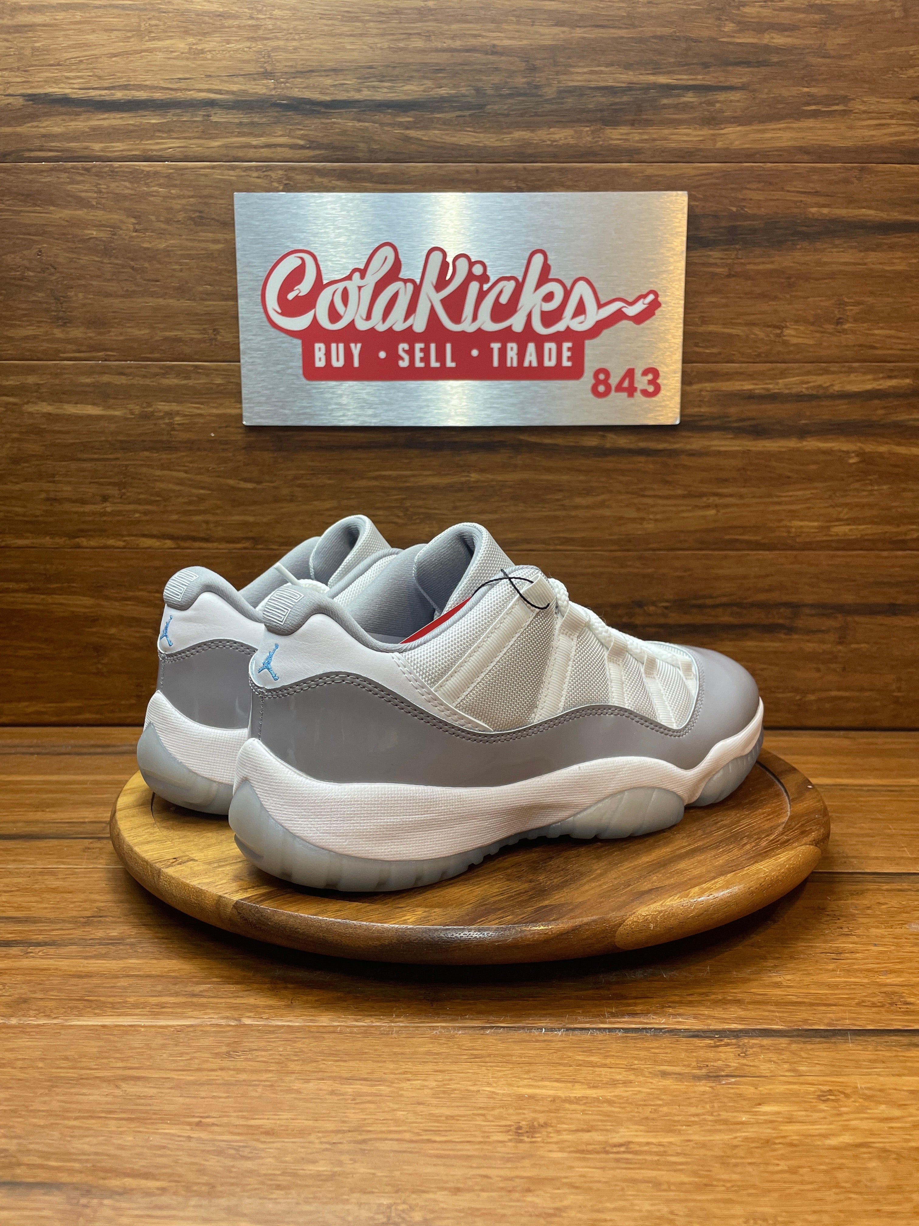 Jordan 11 Retro Low Cement Grey