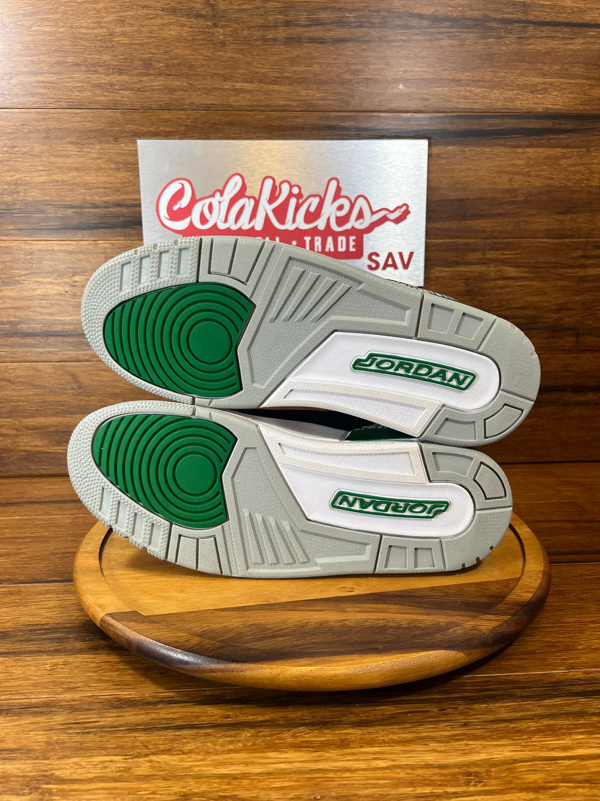 Jordan 3 Retro Pine Green