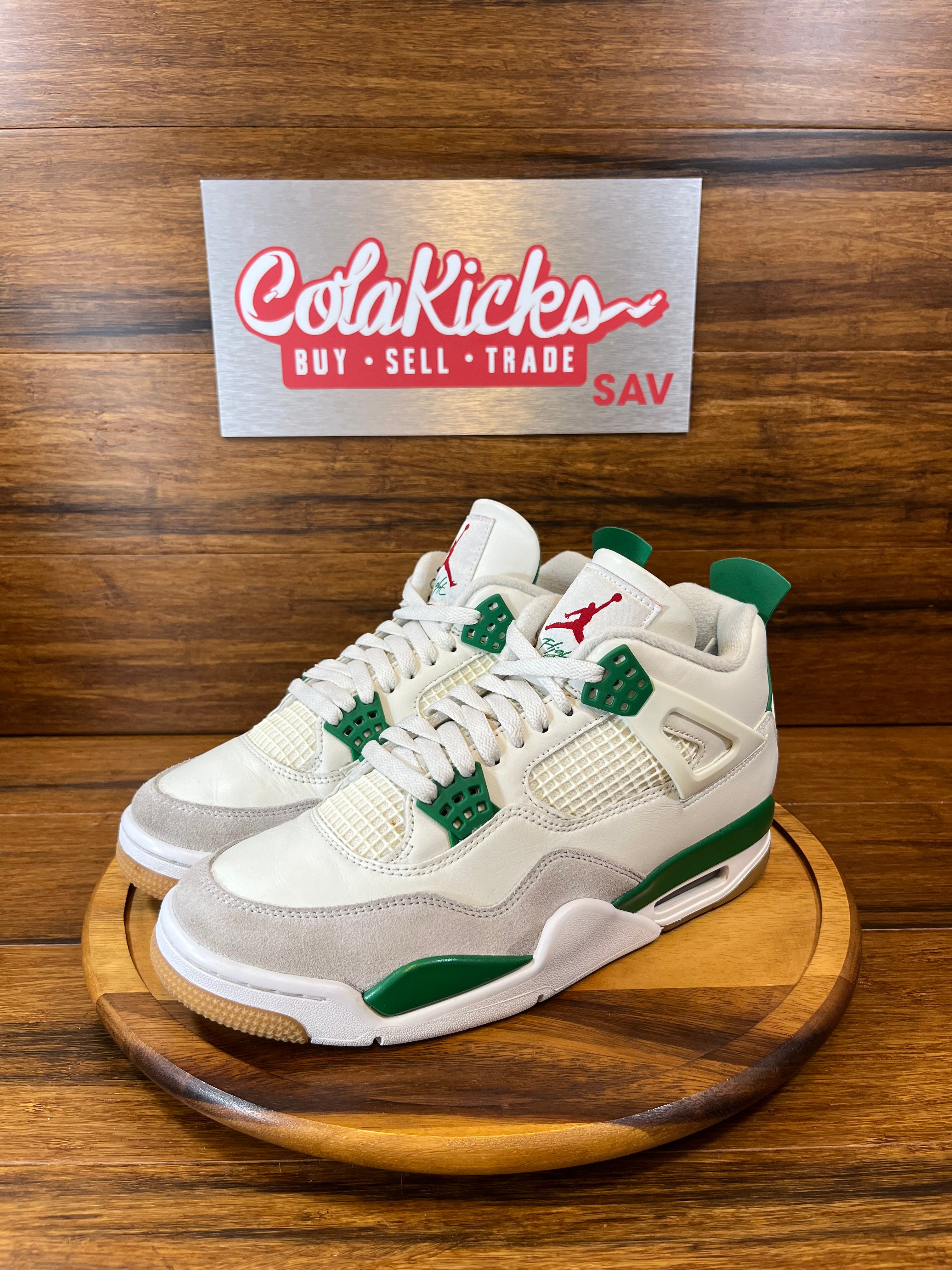Jordan 4 Retro SB Pine Green