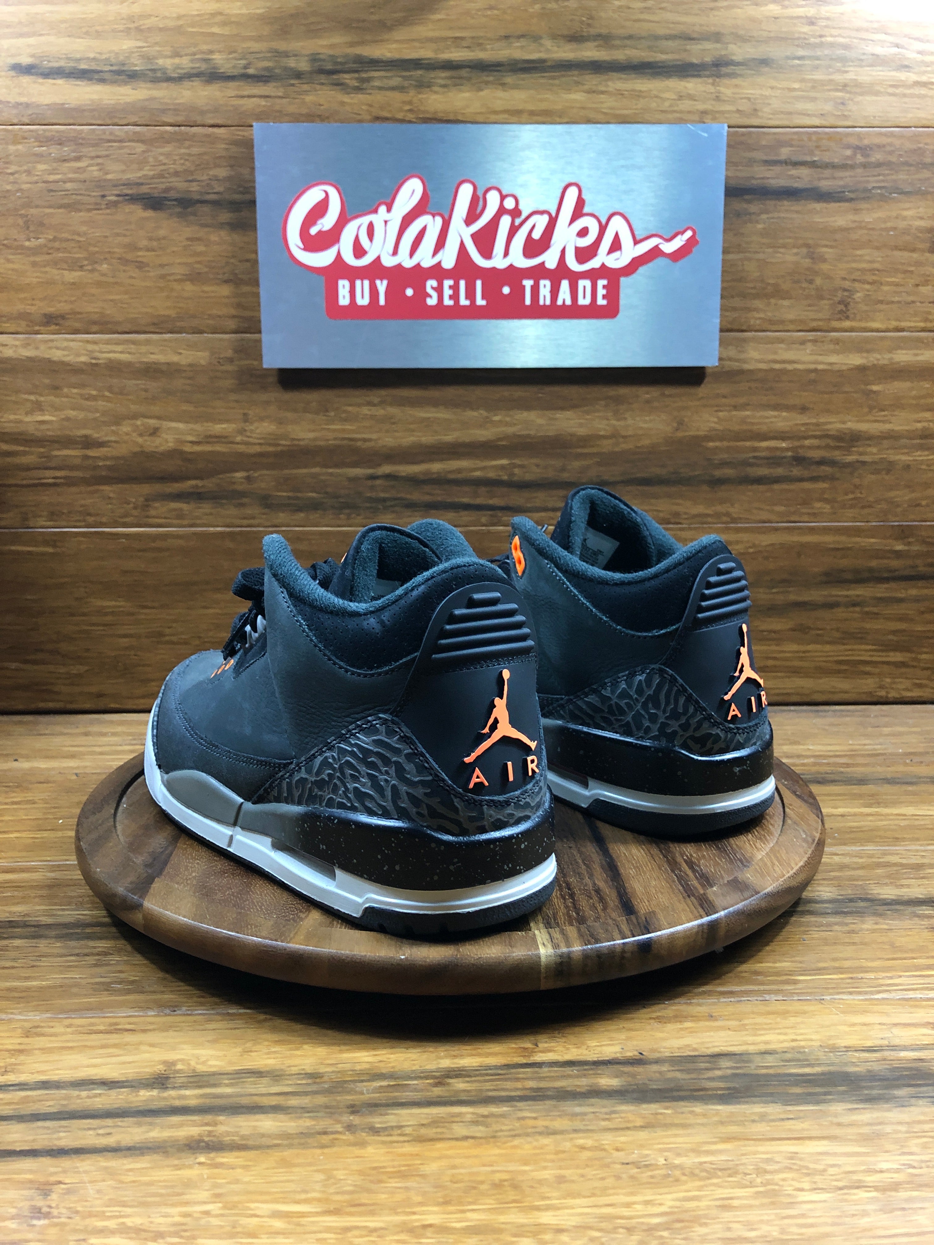 Jordan 3 Retro Fear Pack (2023)