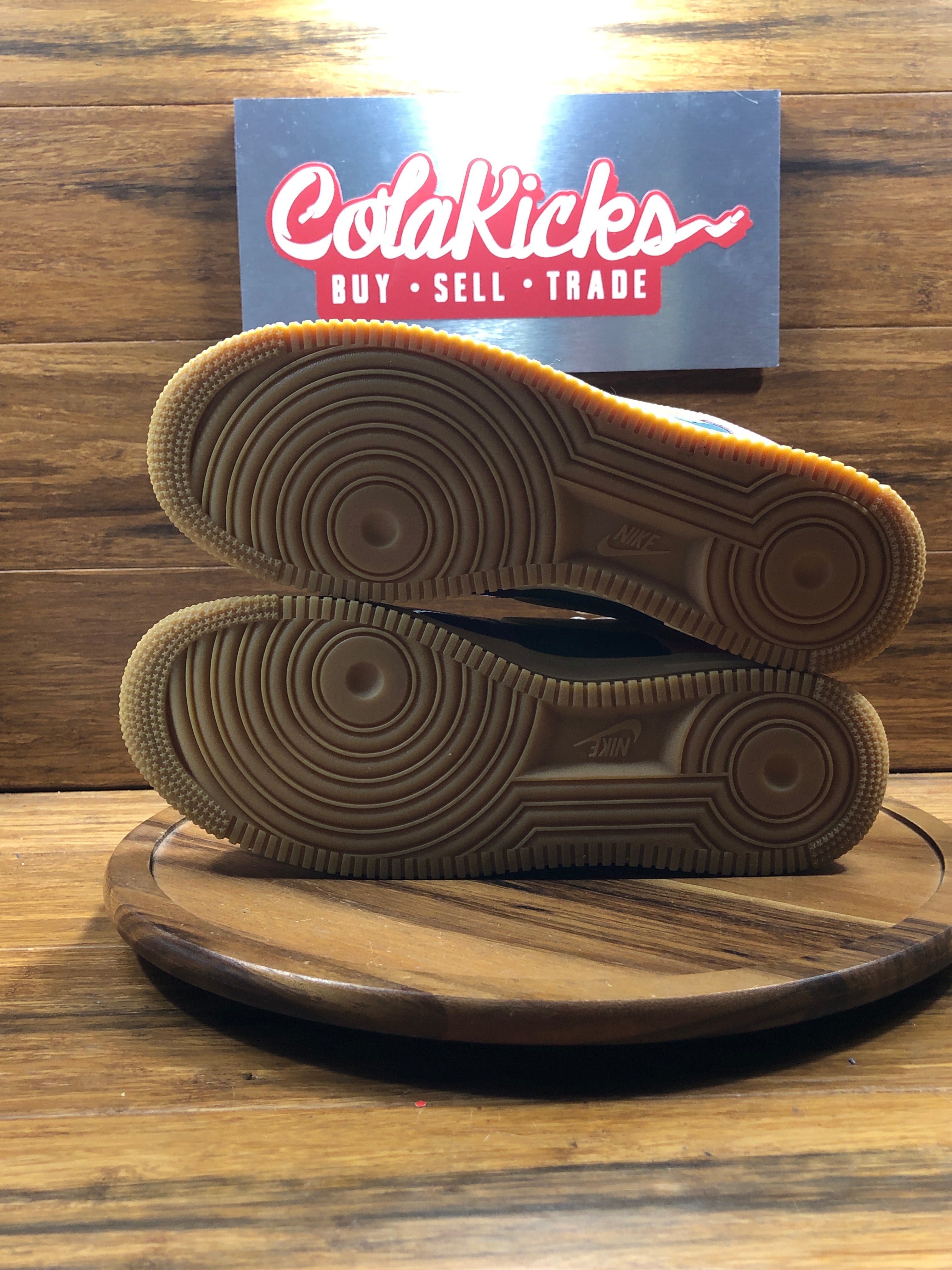 Nike Air Force 1 Low SP Undefeated Multi-Patent Wild Berry