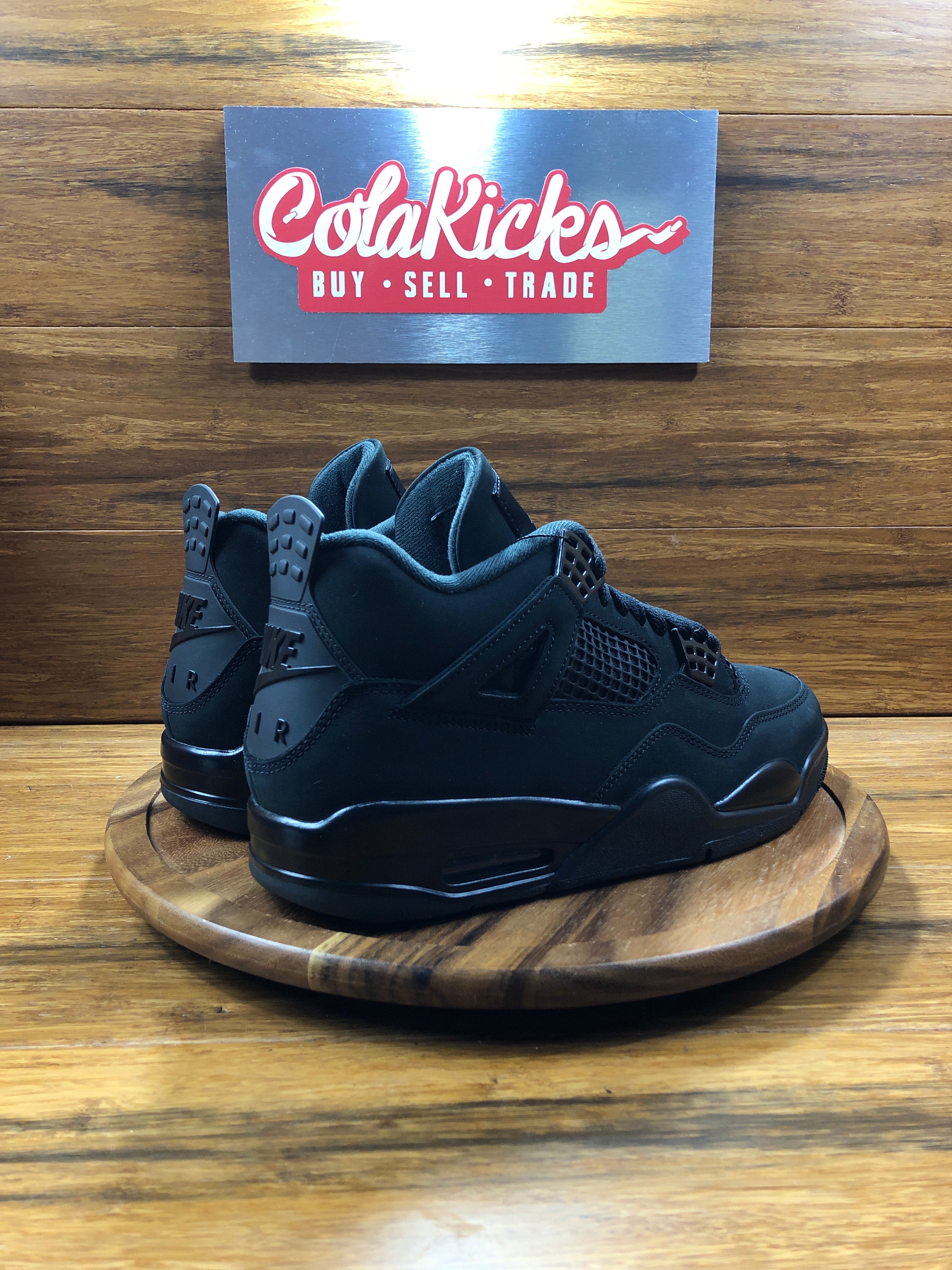 Jordan 4 Retro Black Cat (2025)