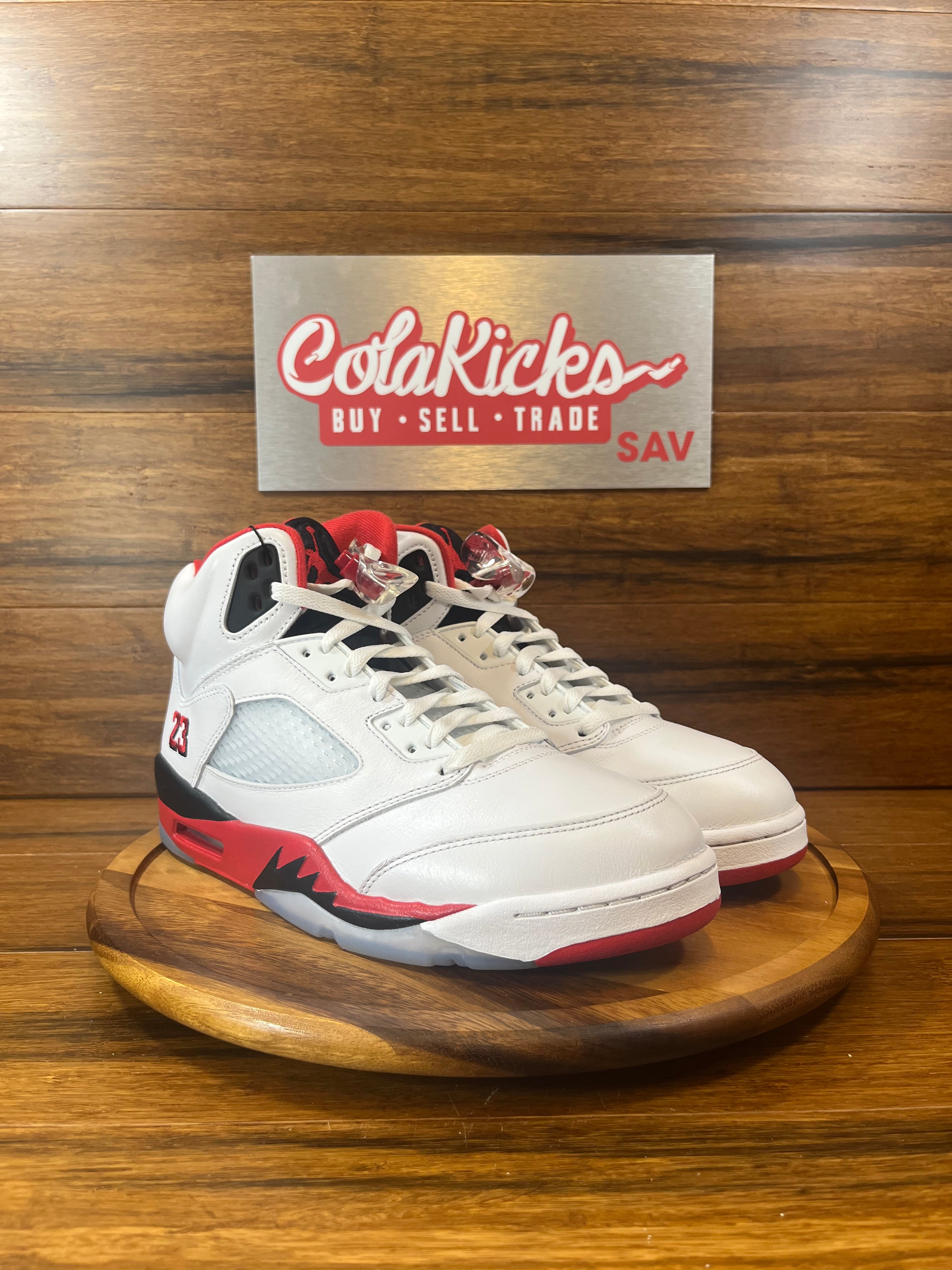 Jordan 5 Retro Fire Red Black Tongue (2025)