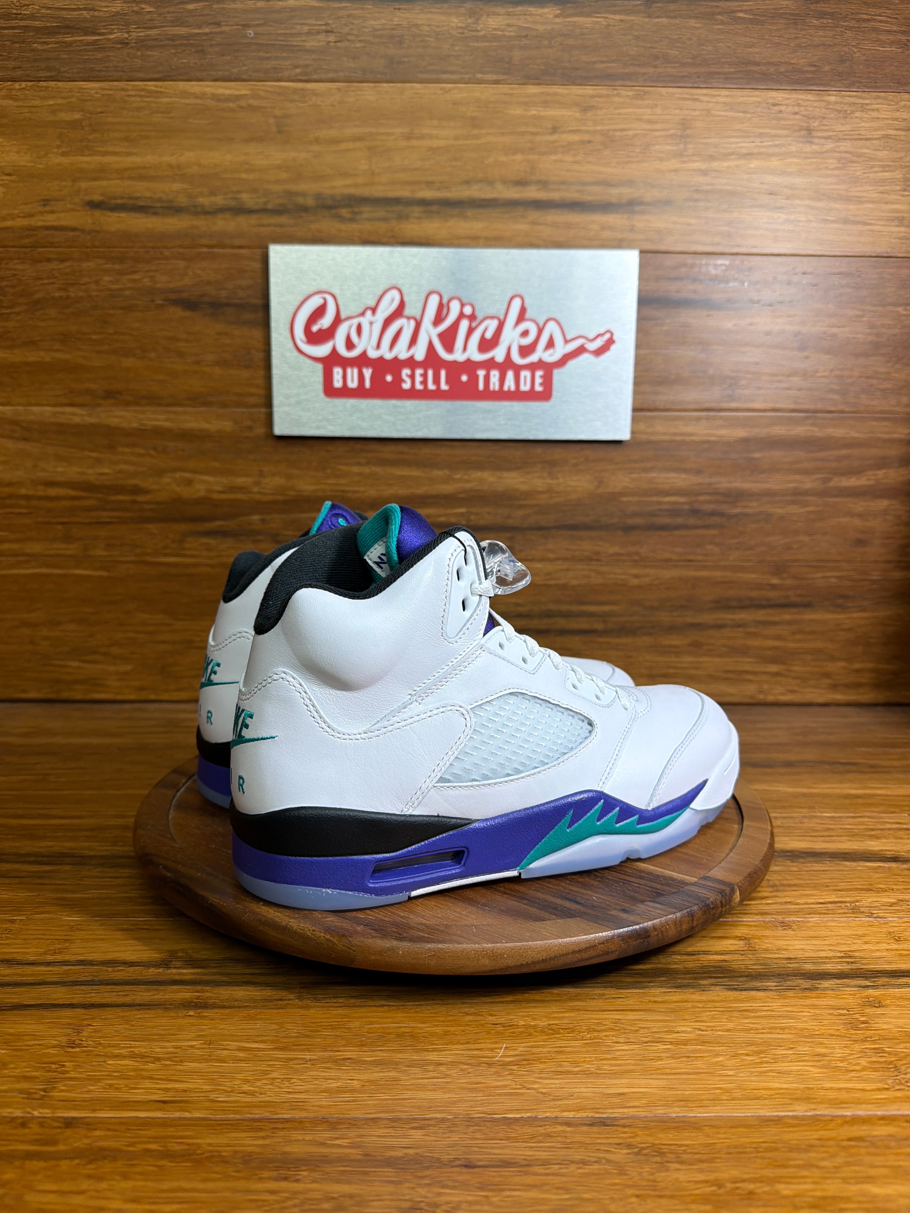 Jordan 5 Retro Grape (2025)