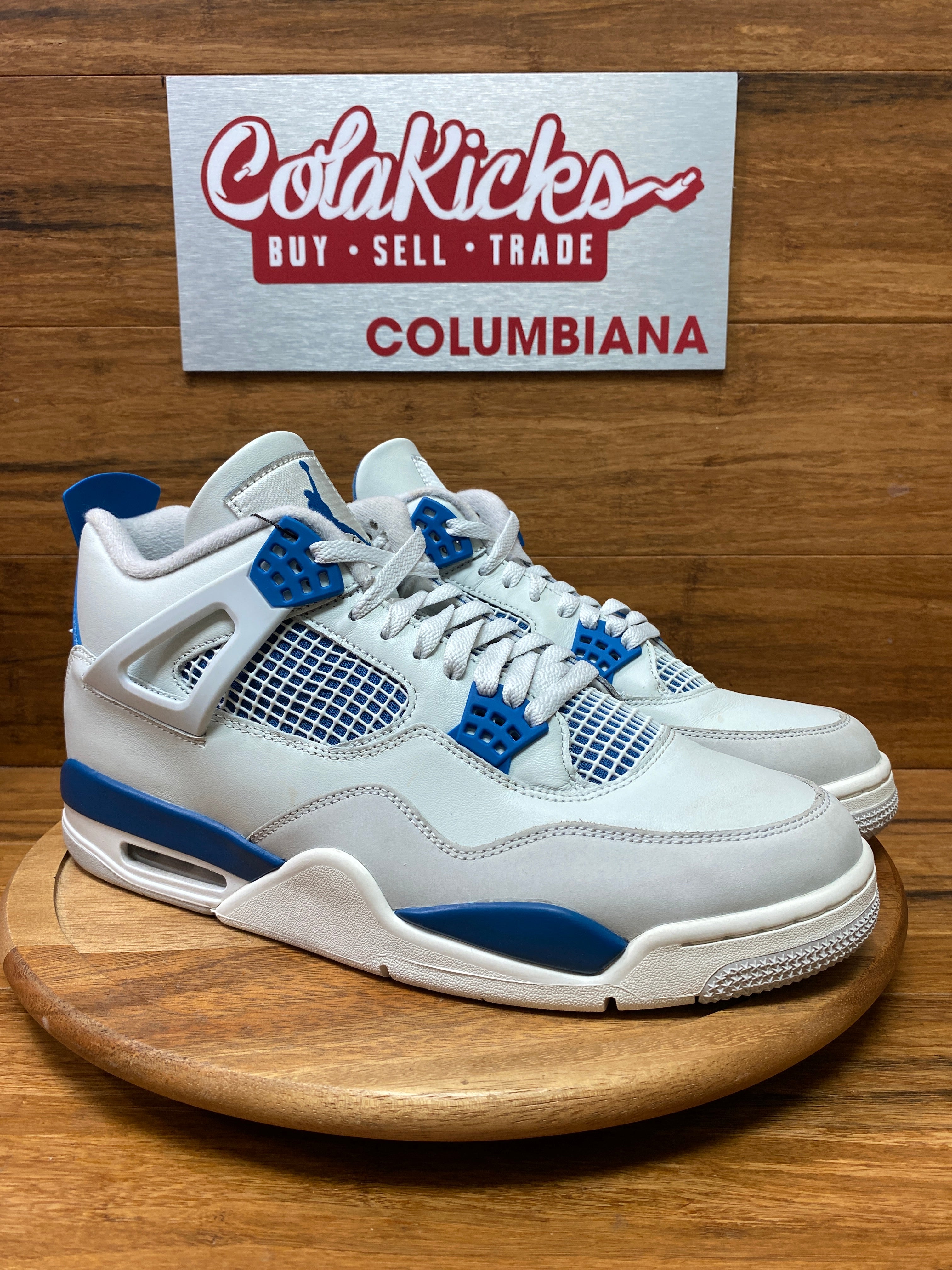 Jordan 4 Retro Military Blue (2024)