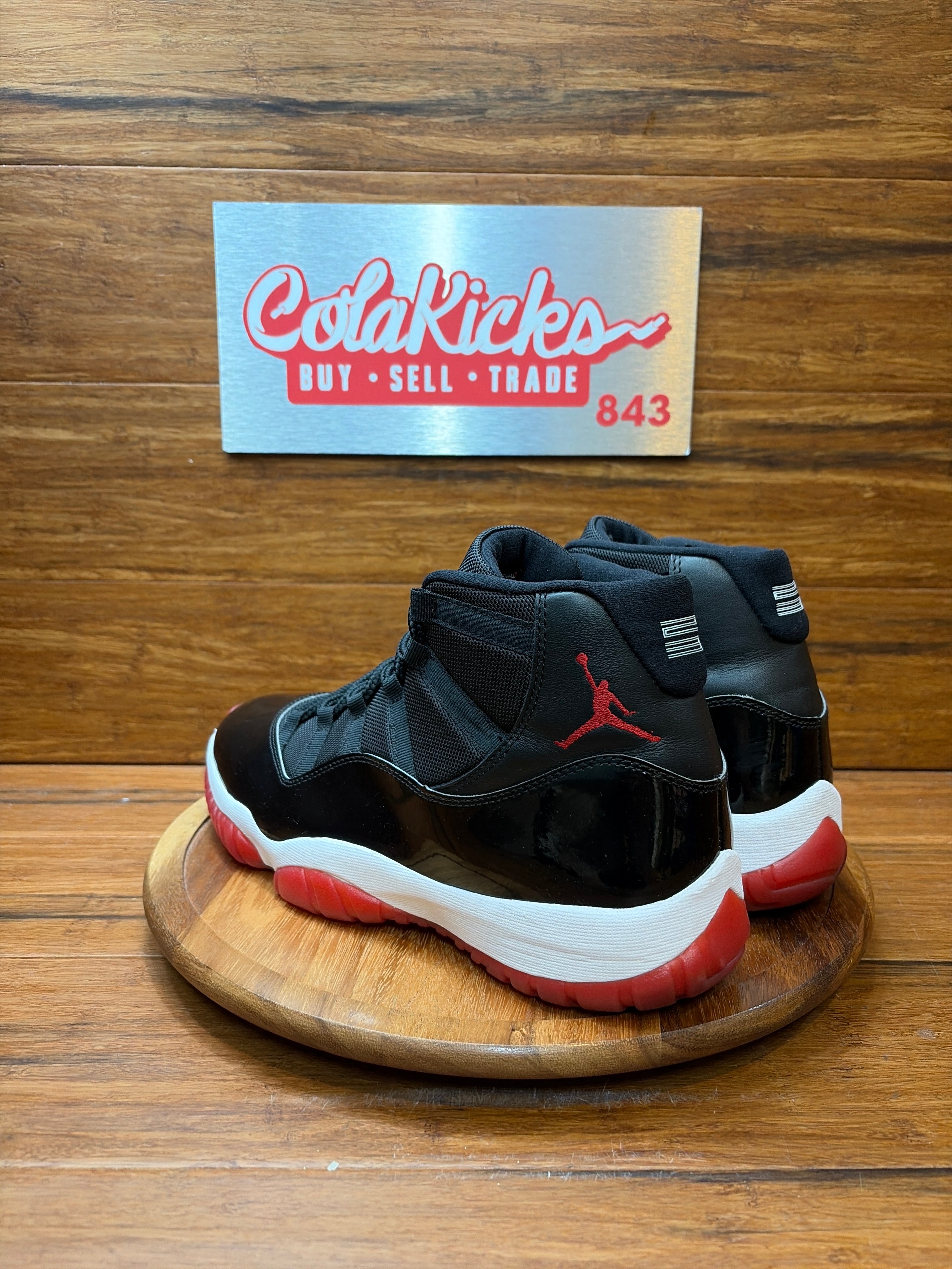 Jordan 11 Retro Playoffs Bred (2019)