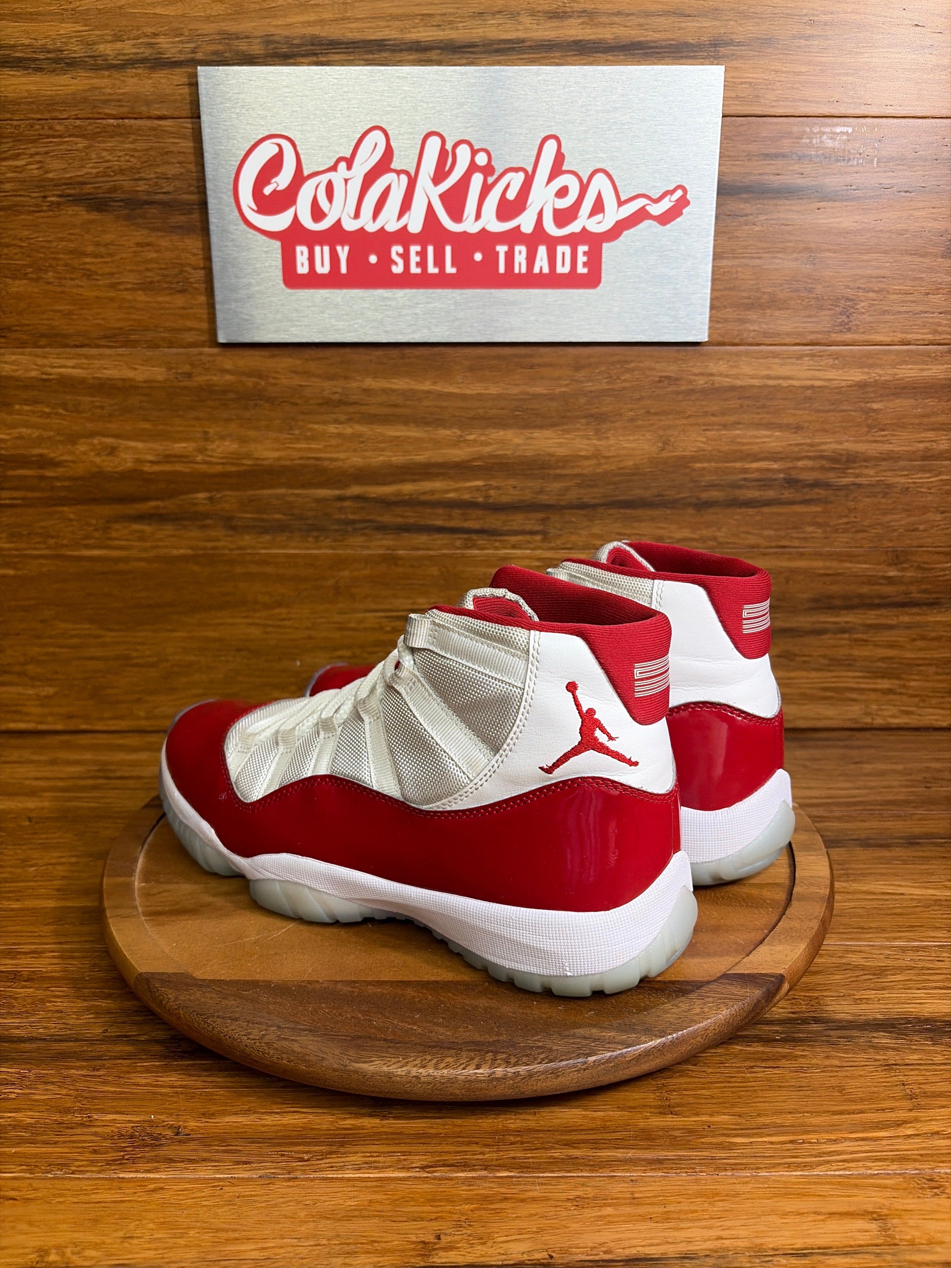 Jordan 11 Retro Cherry (2022)