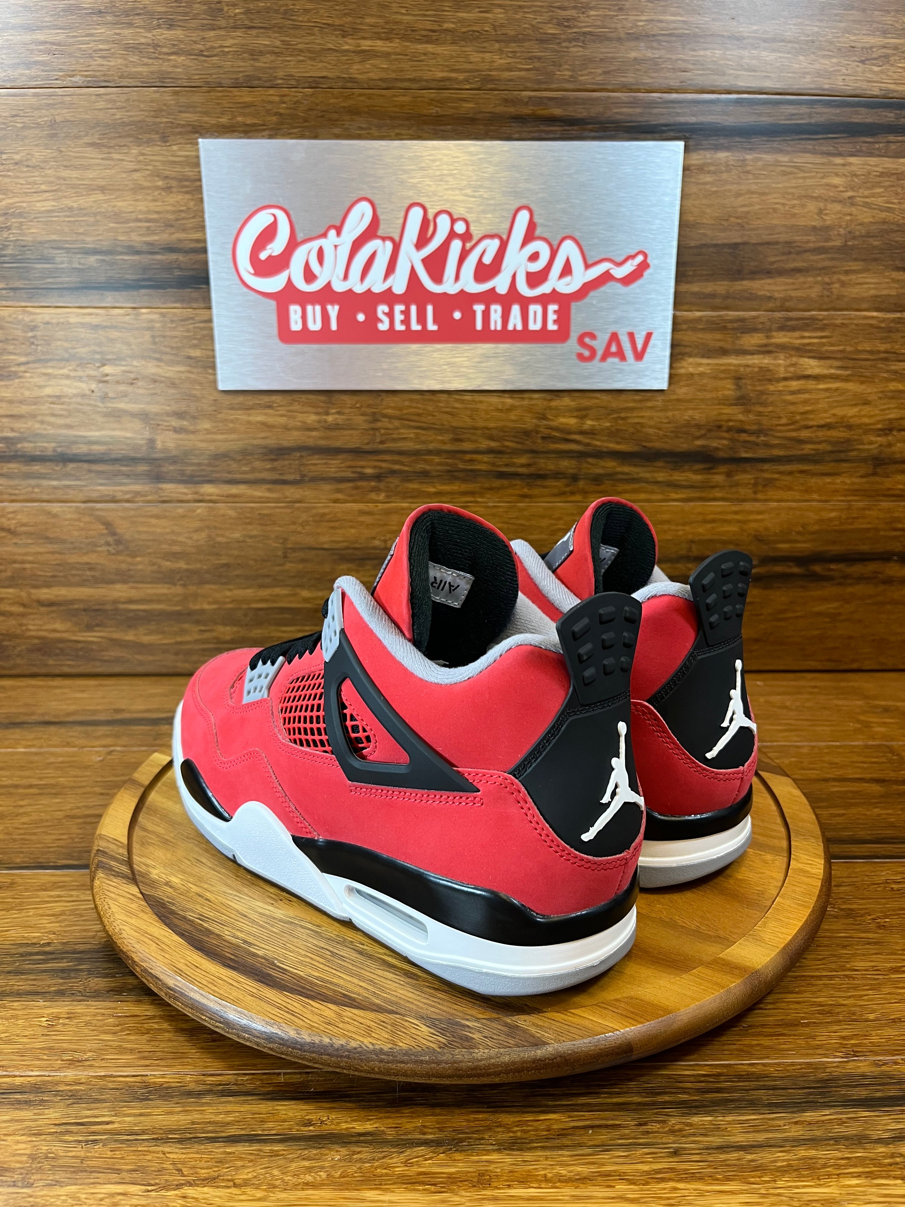 Jordan 4 Retro Toro Bravo (2026)
