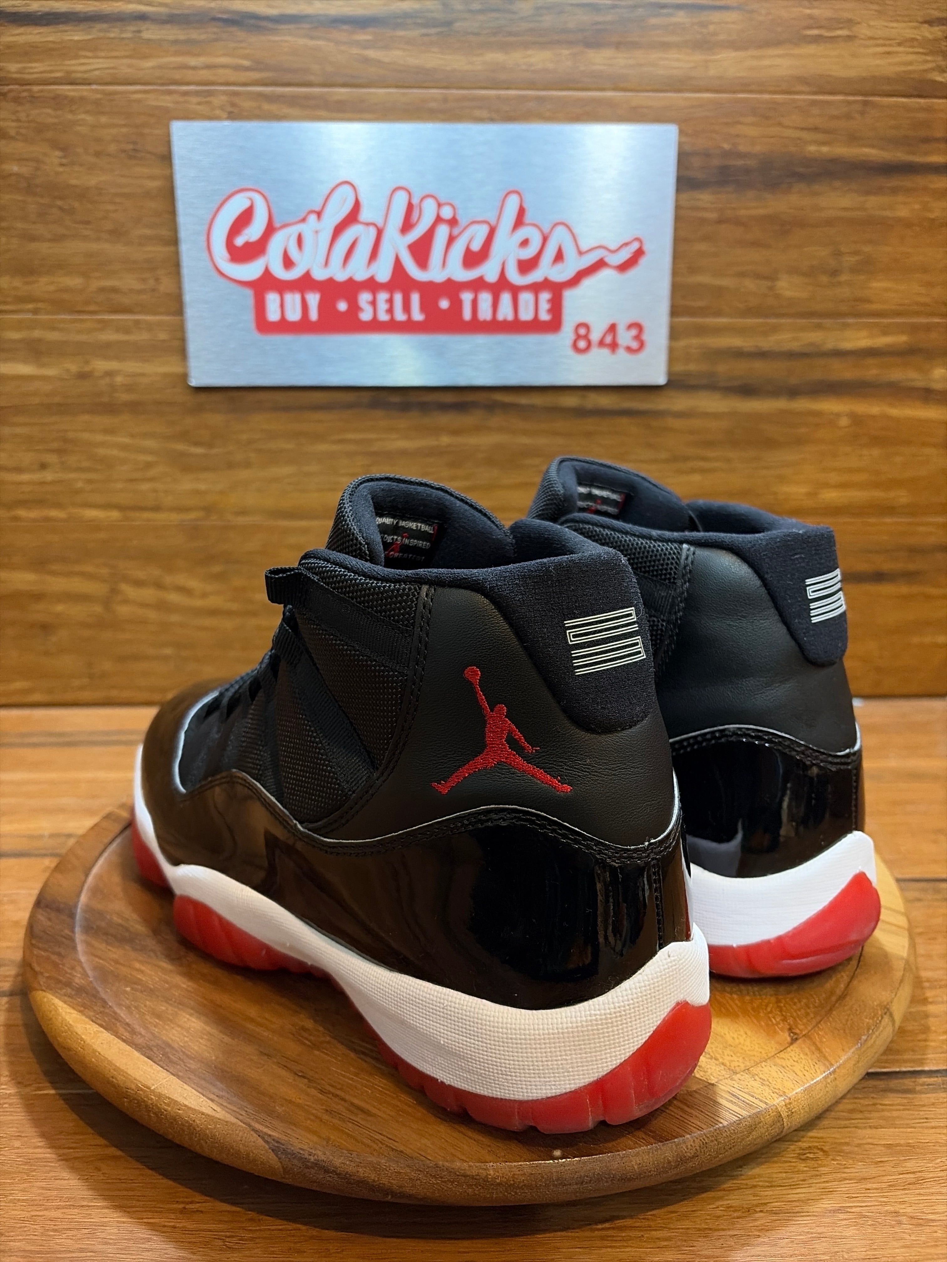 Jordan 11 Retro Playoffs Bred (2019)