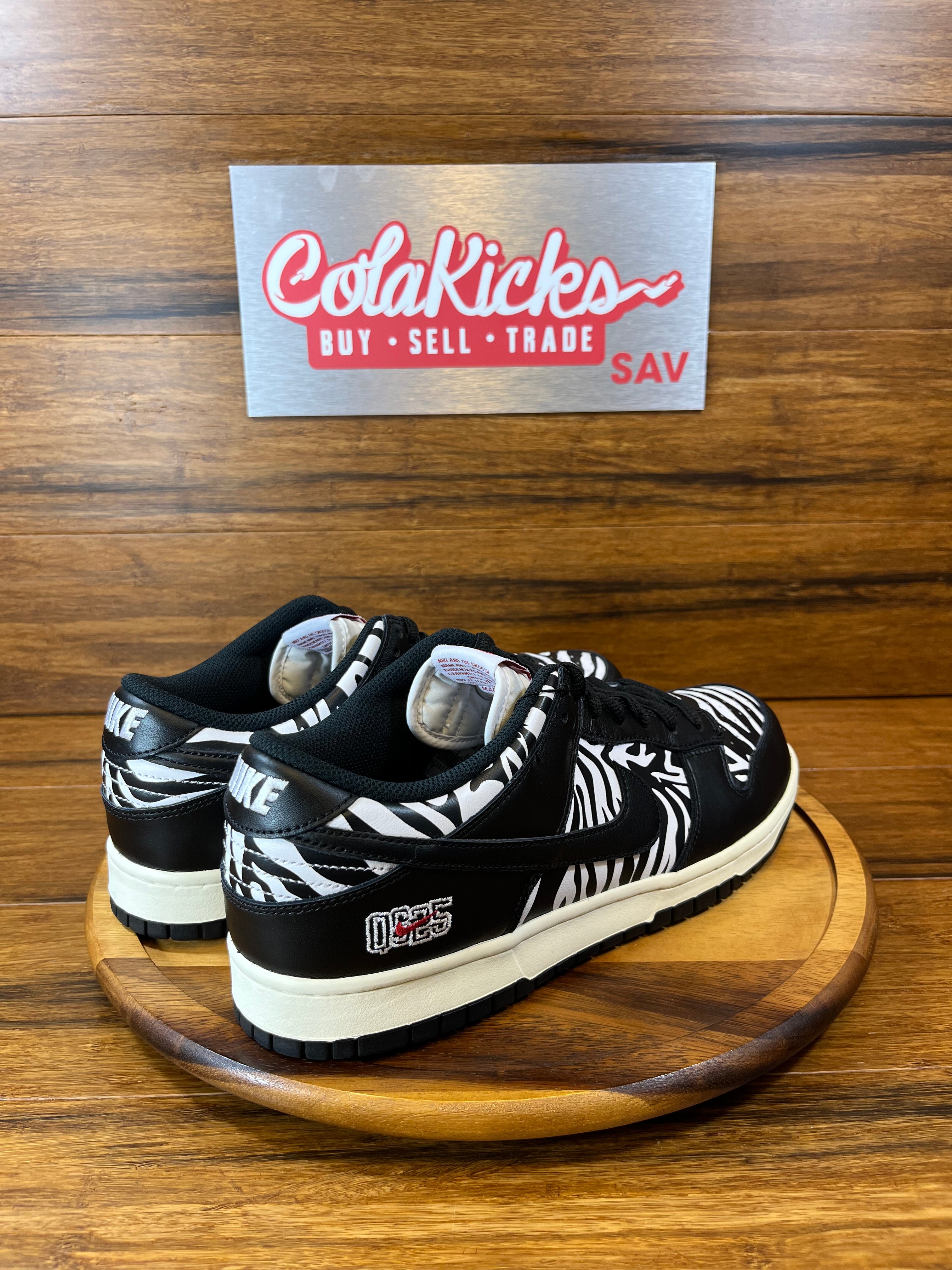 Nike SB Dunk Low OG QS Quartersnacks Zebra