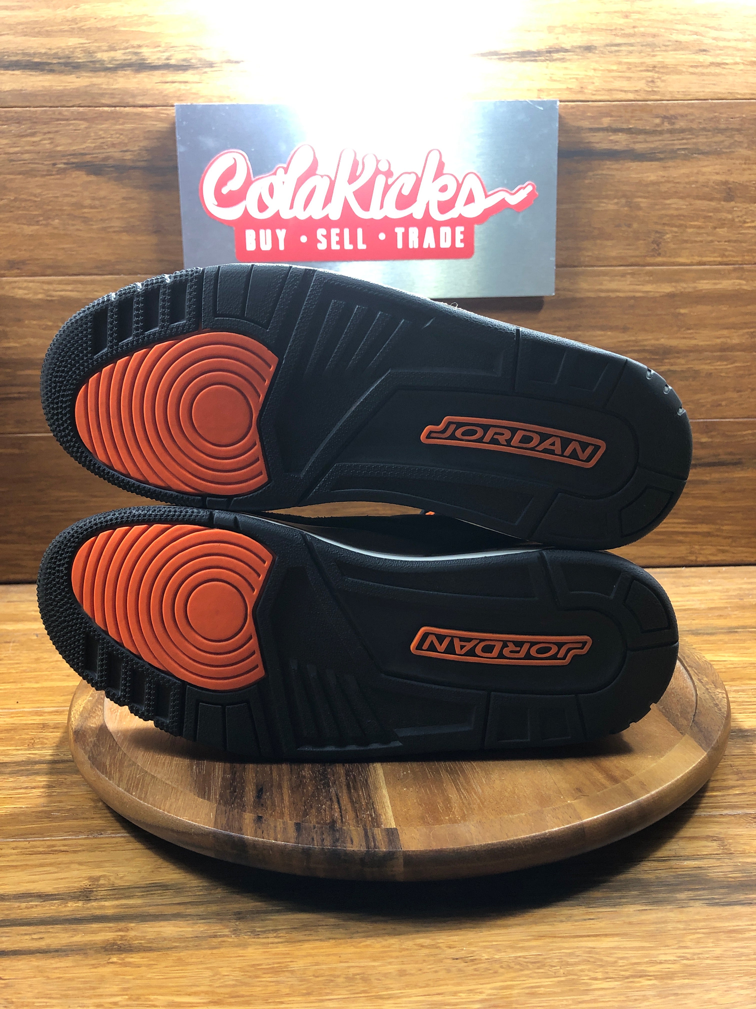 Jordan 3 Retro Fear Pack (2023)