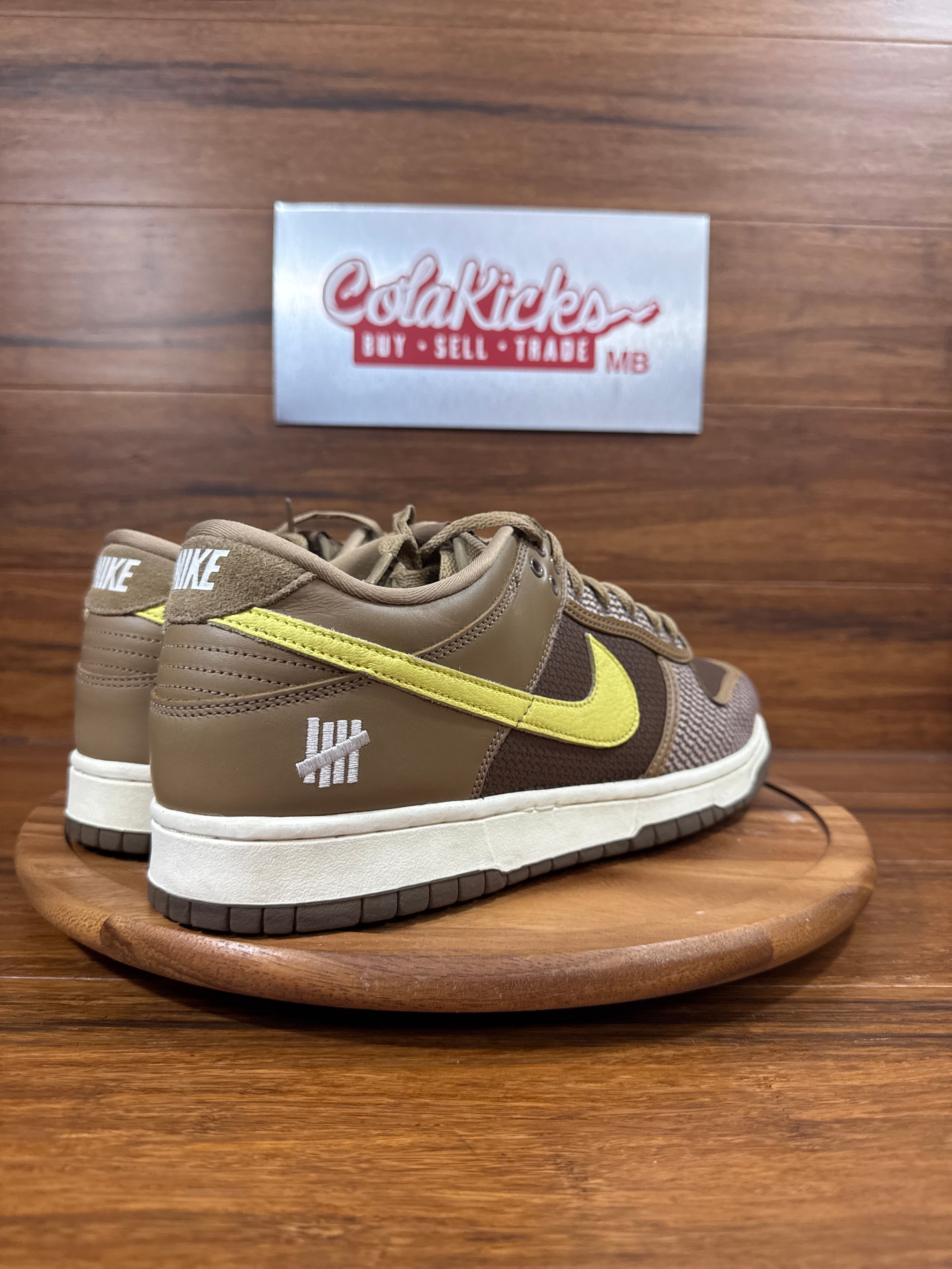 Nike Dunk Low SP Undefeated Canteen Dunk vs. AF1 Pack