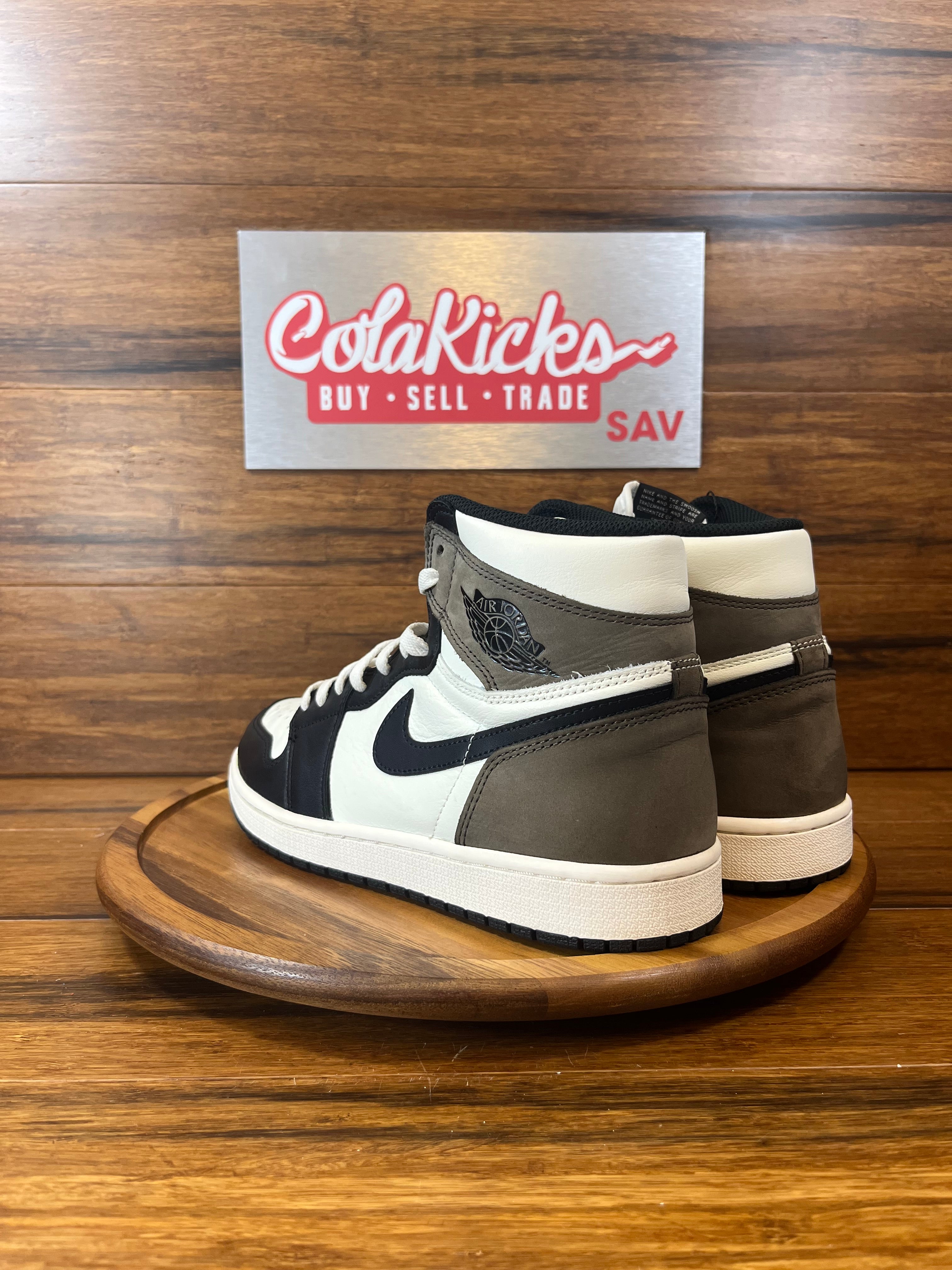 Jordan 1 Retro High Dark Mocha