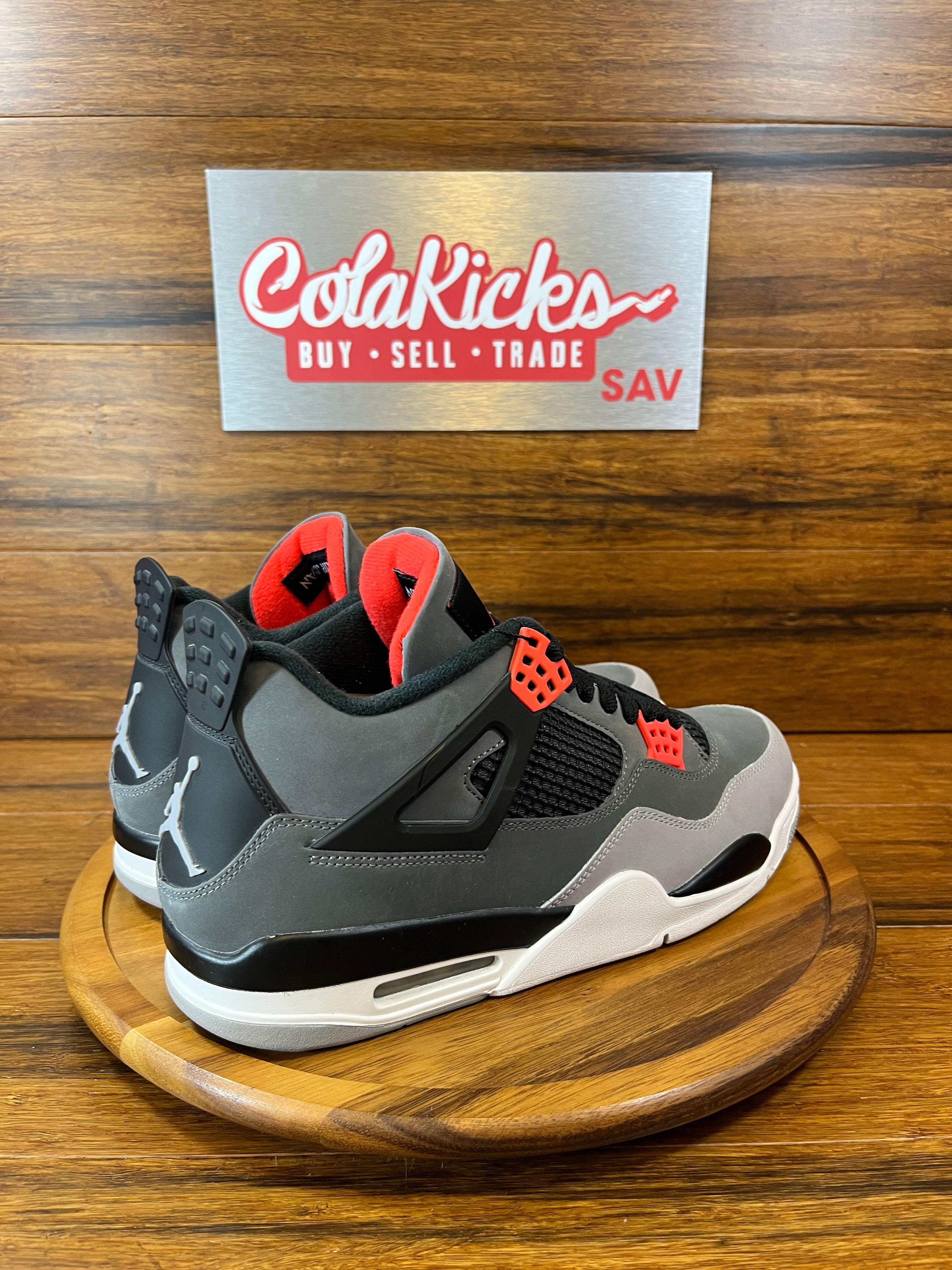 Jordan 4 Retro Infrared