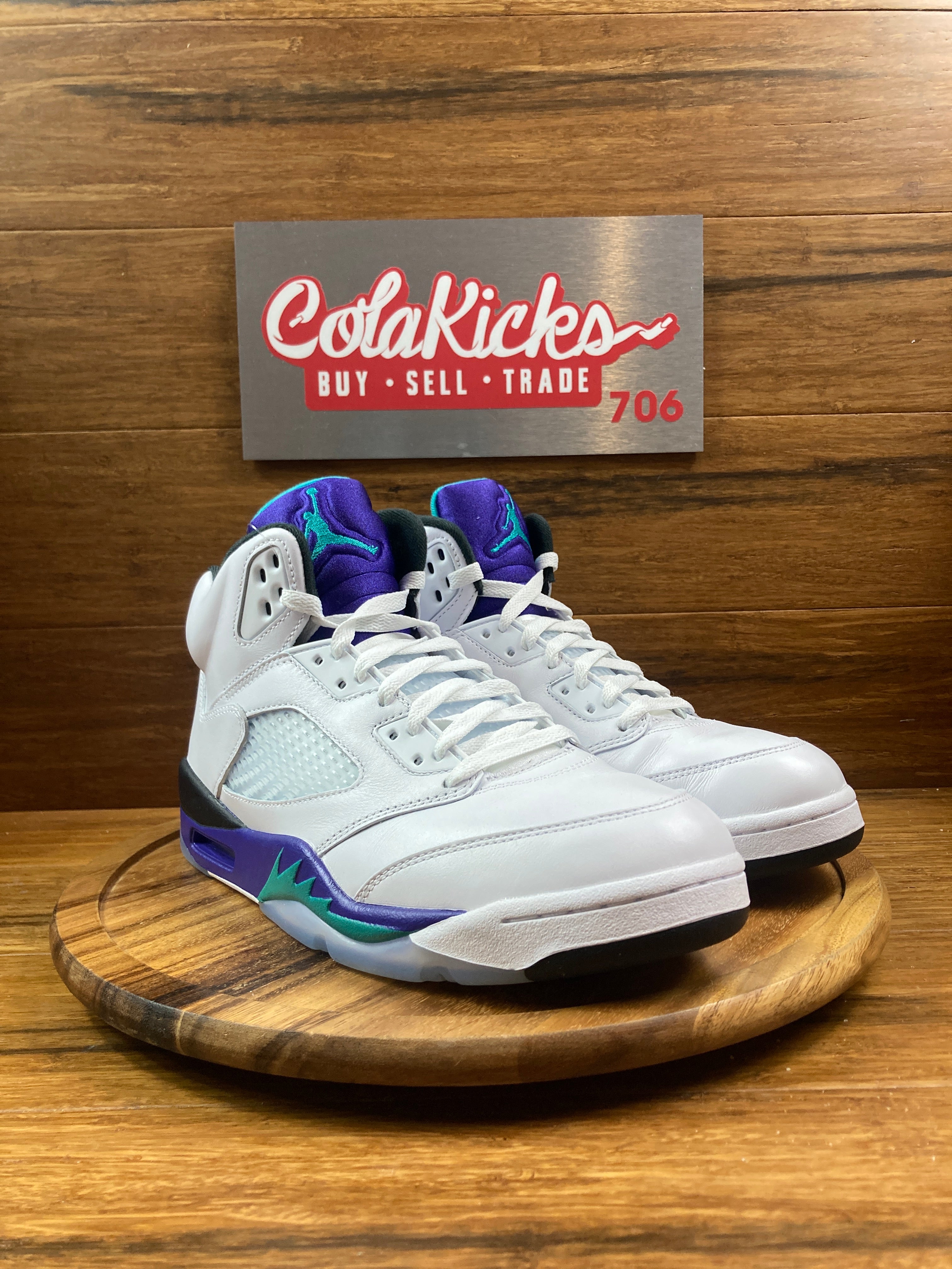 Jordan 5 Retro Grape (2025)