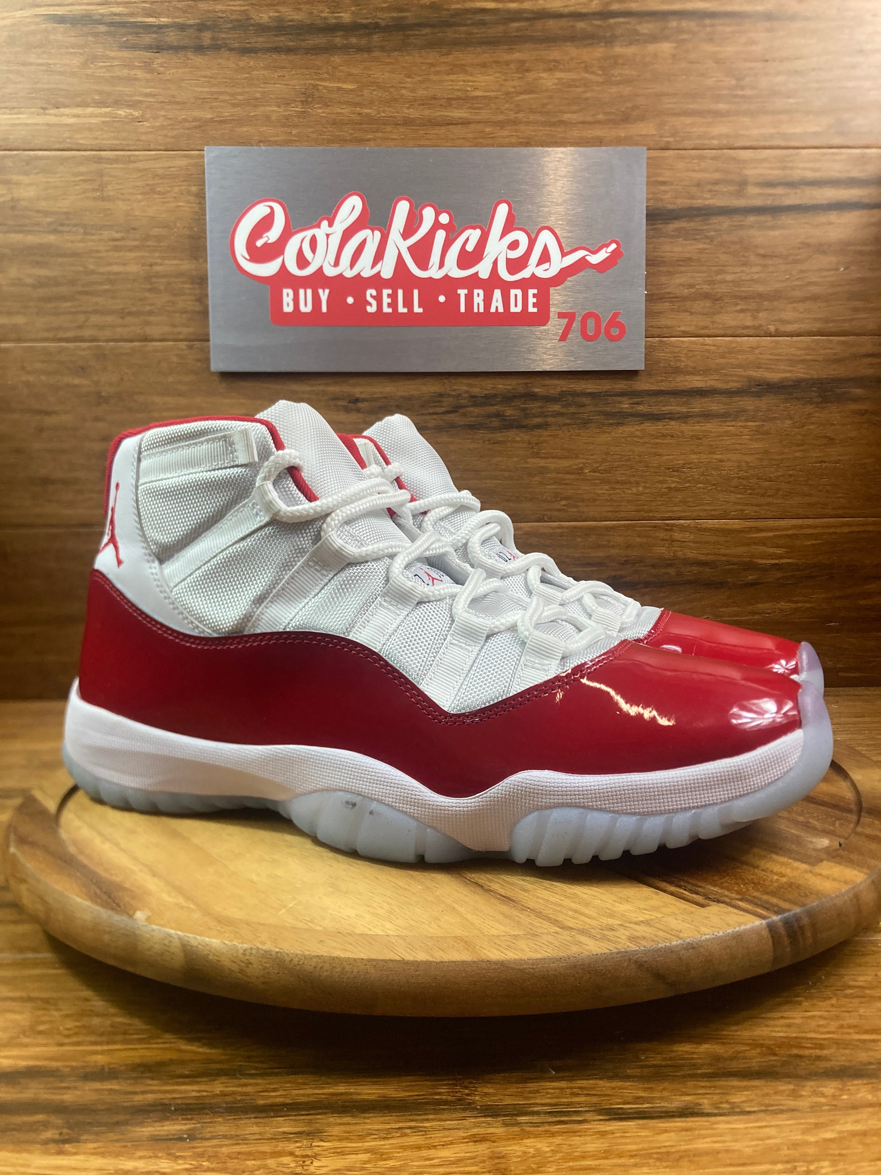 Jordan 11 Retro Cherry (2022)
