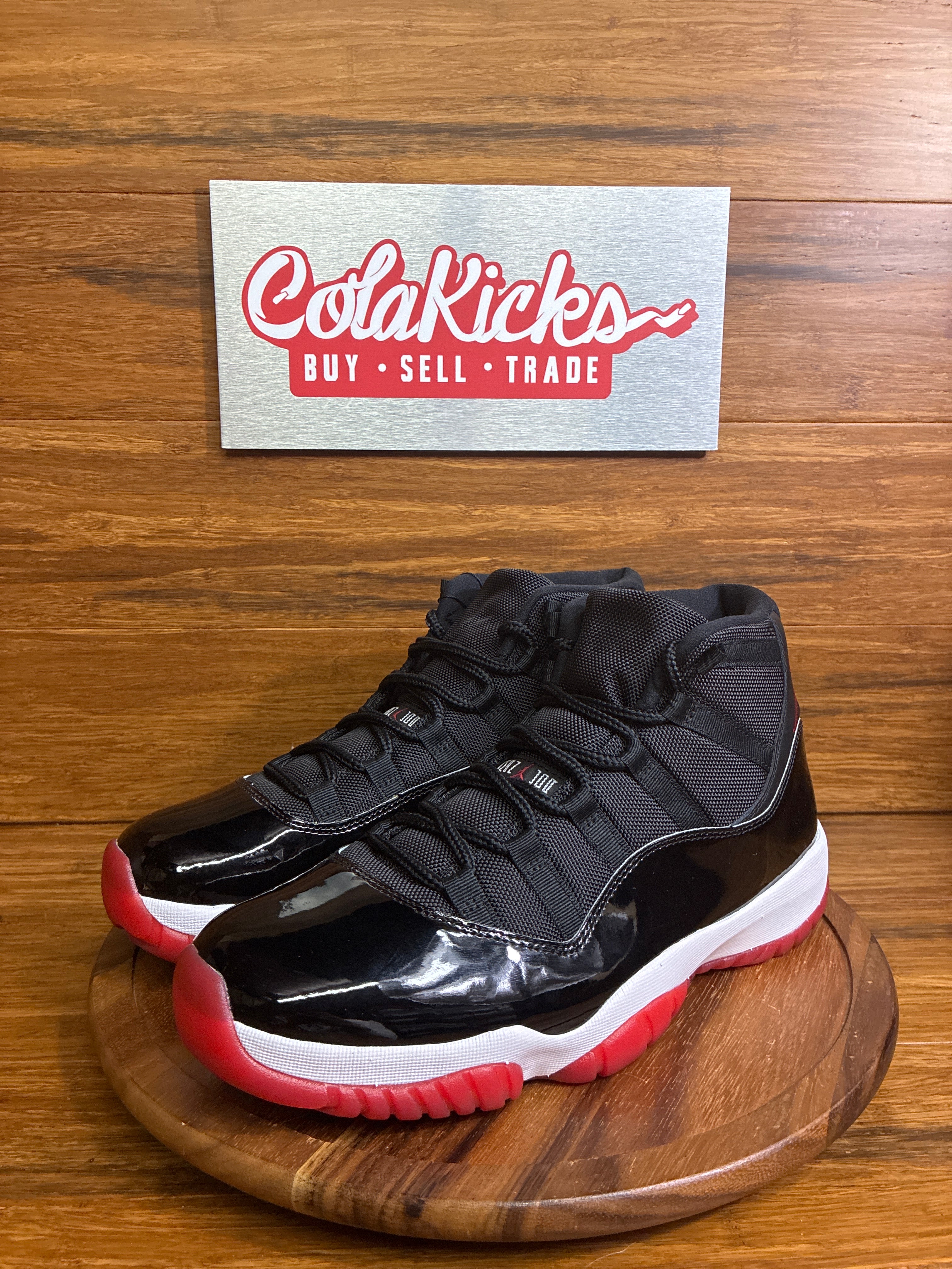 Jordan 11 Retro Playoffs Bred (2019)