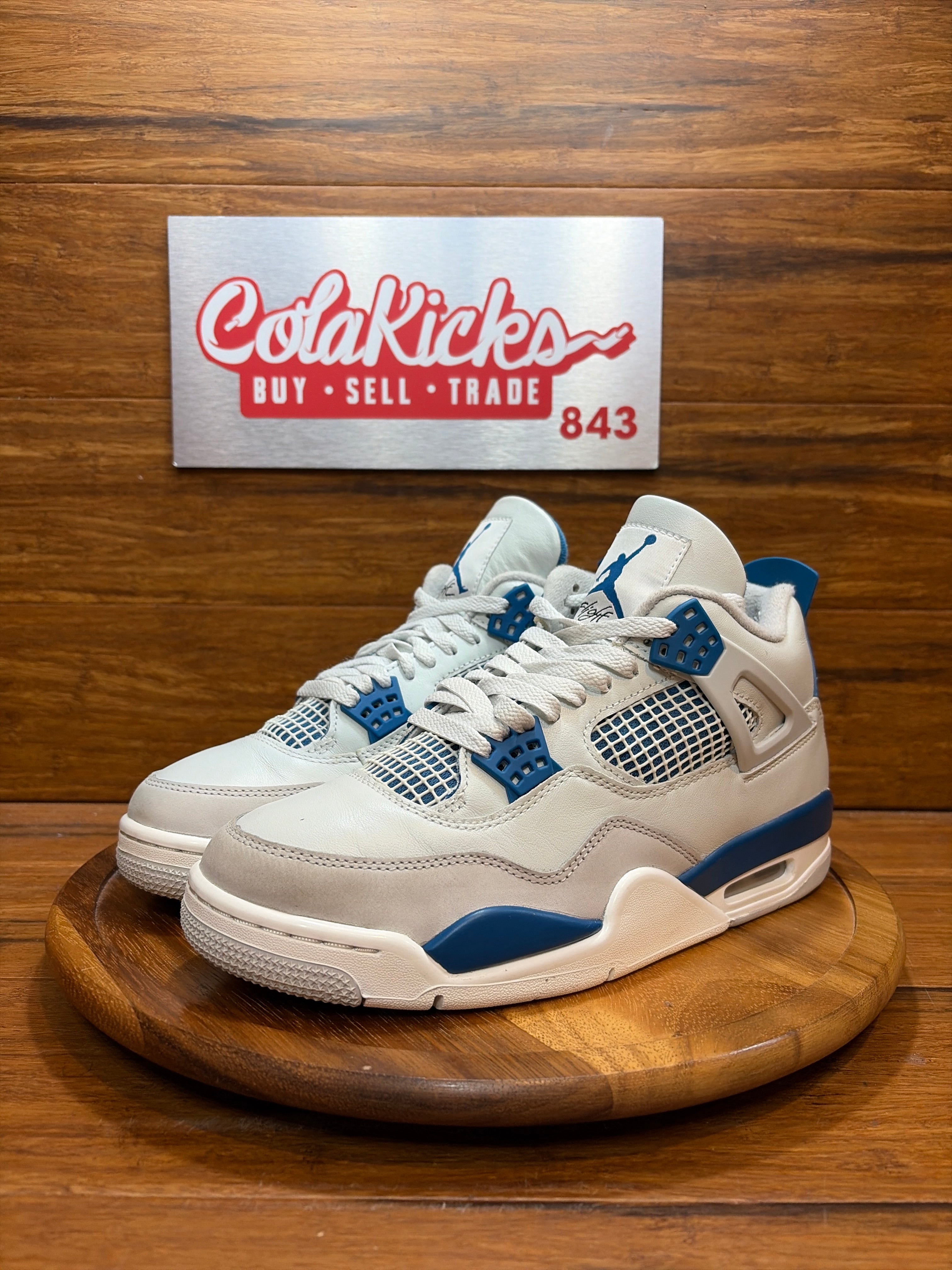 Jordan 4 Retro Military Blue (2024)