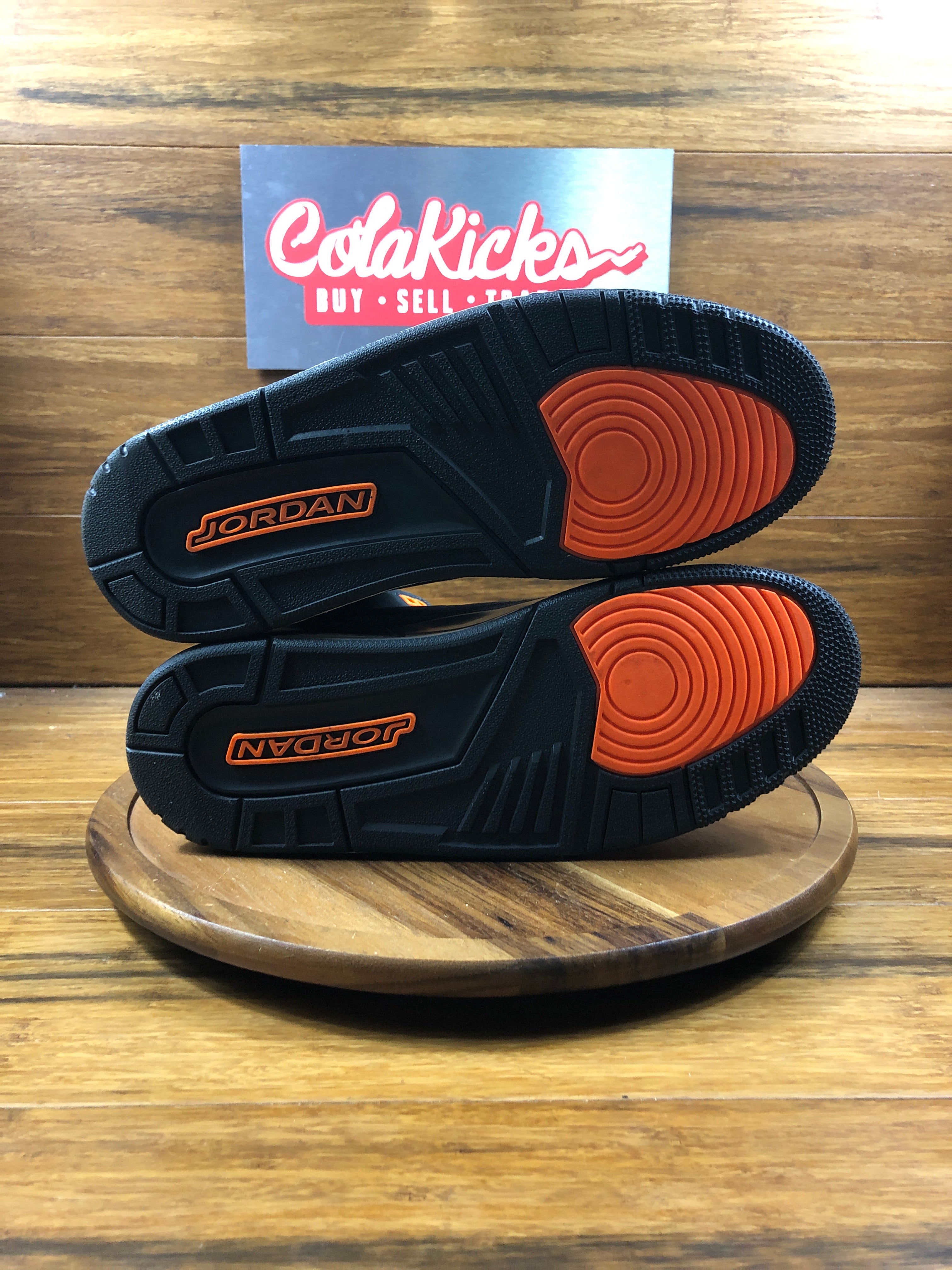 Jordan 3 Retro Fear Pack (2023)