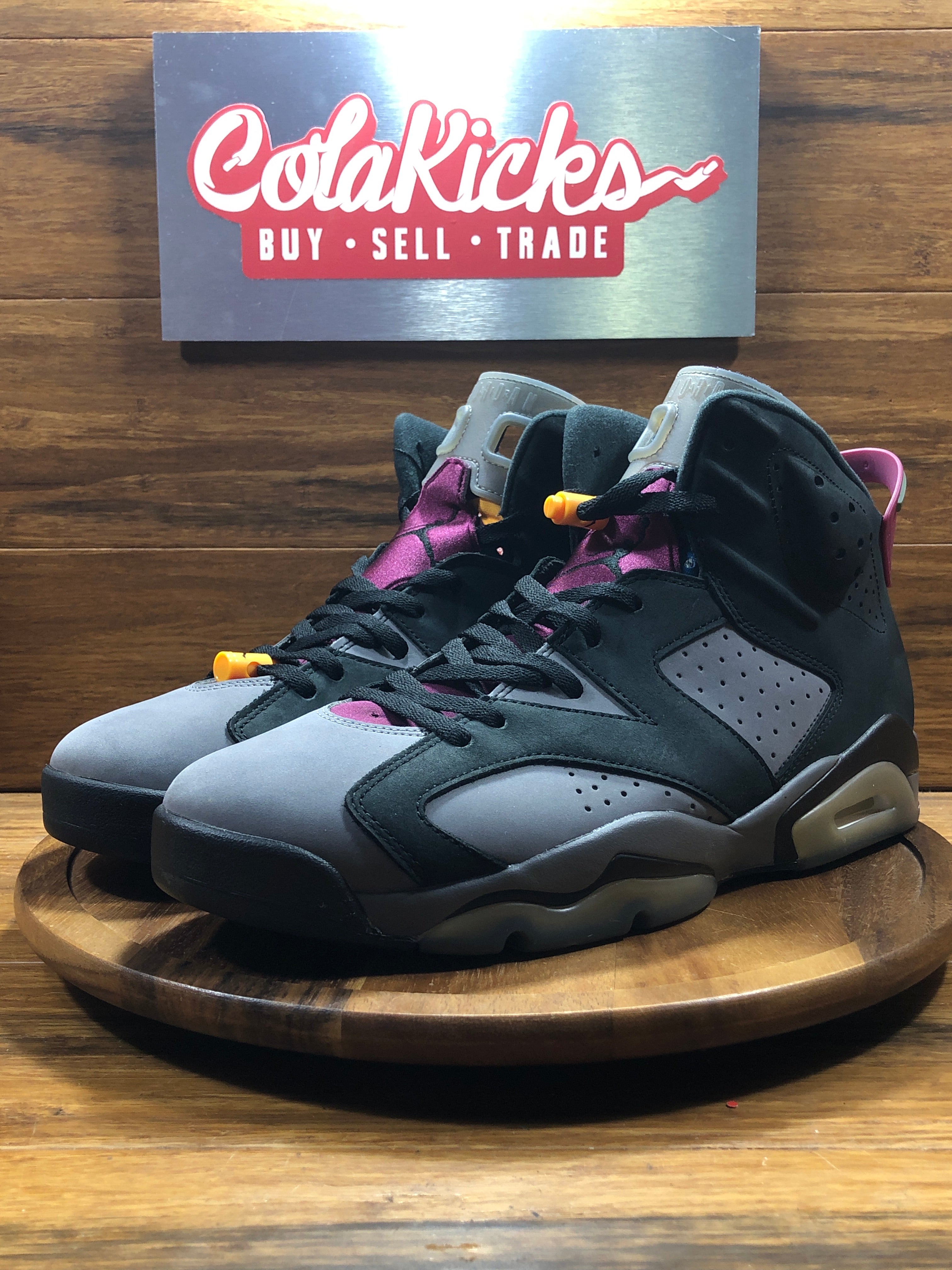 Jordan 6 Retro Bordeaux