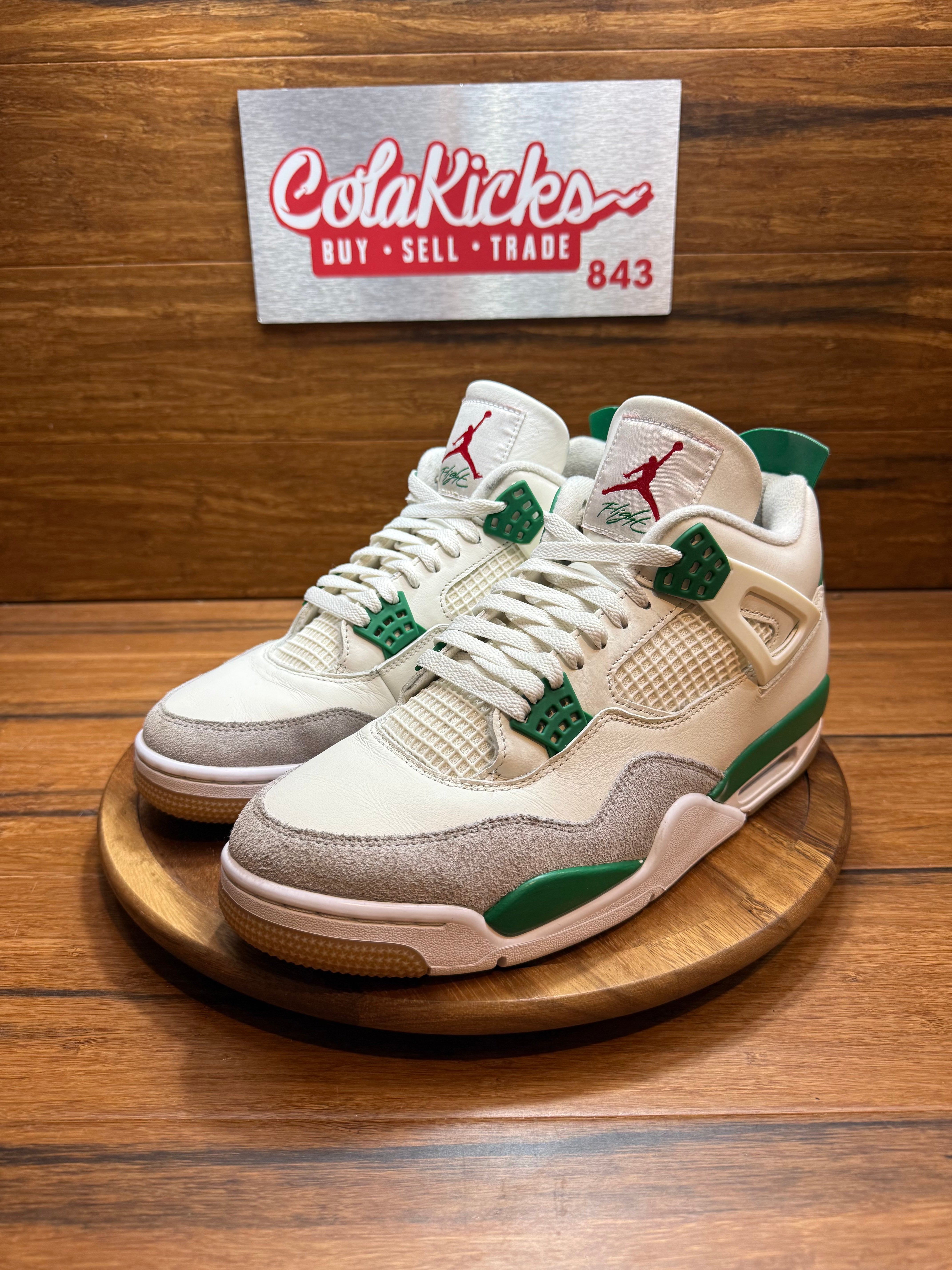 Jordan 4 Retro SB Pine Green