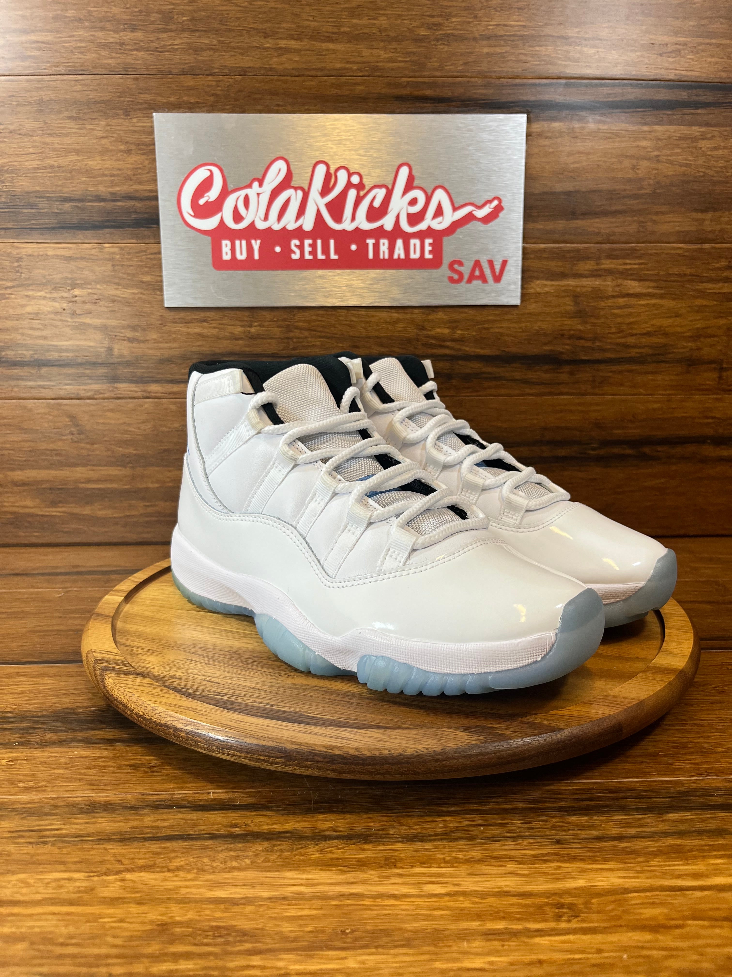Jordan 11 Retro Legend Blue (2024)