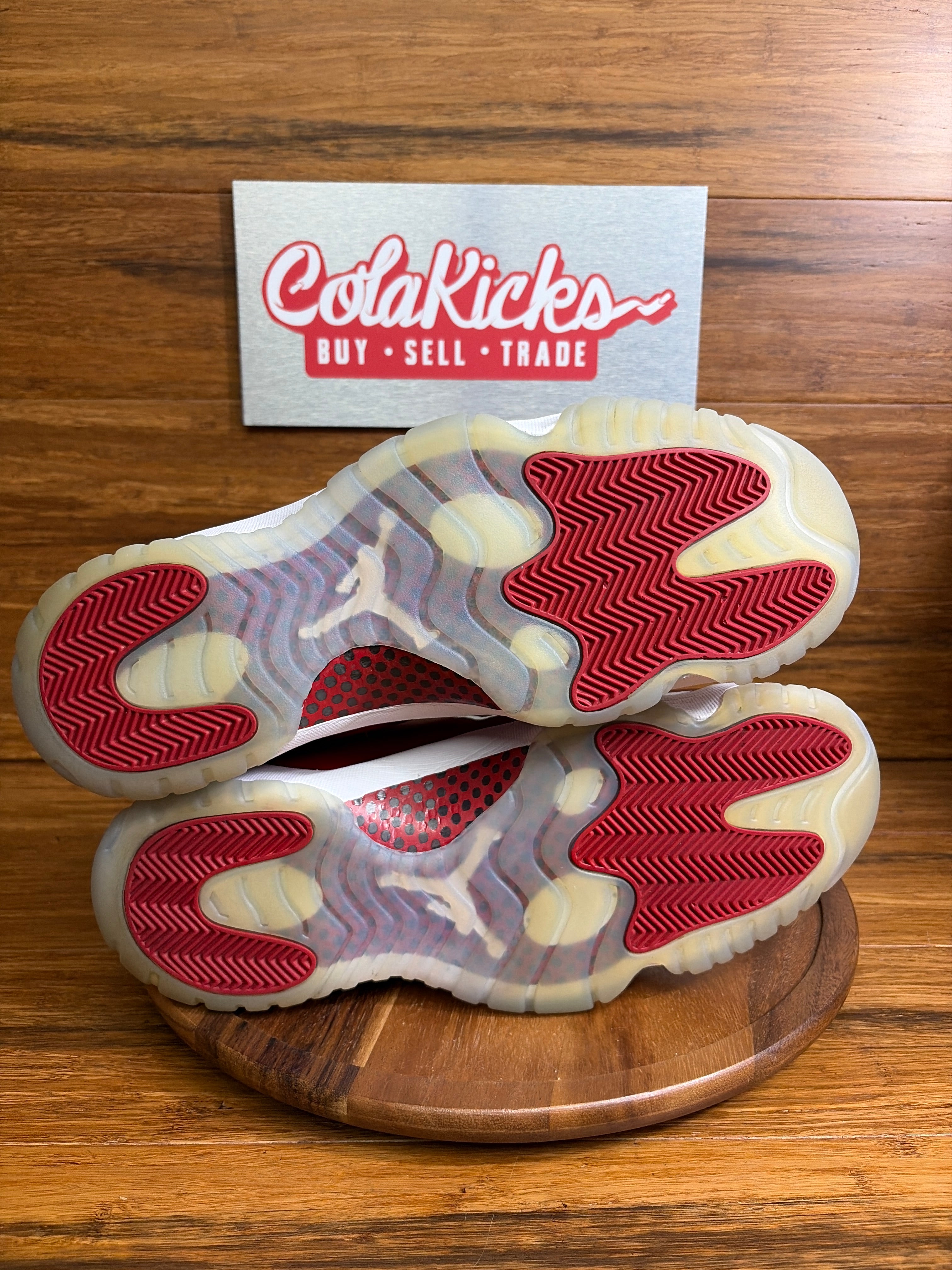 Jordan 11 Retro Cherry (2022)