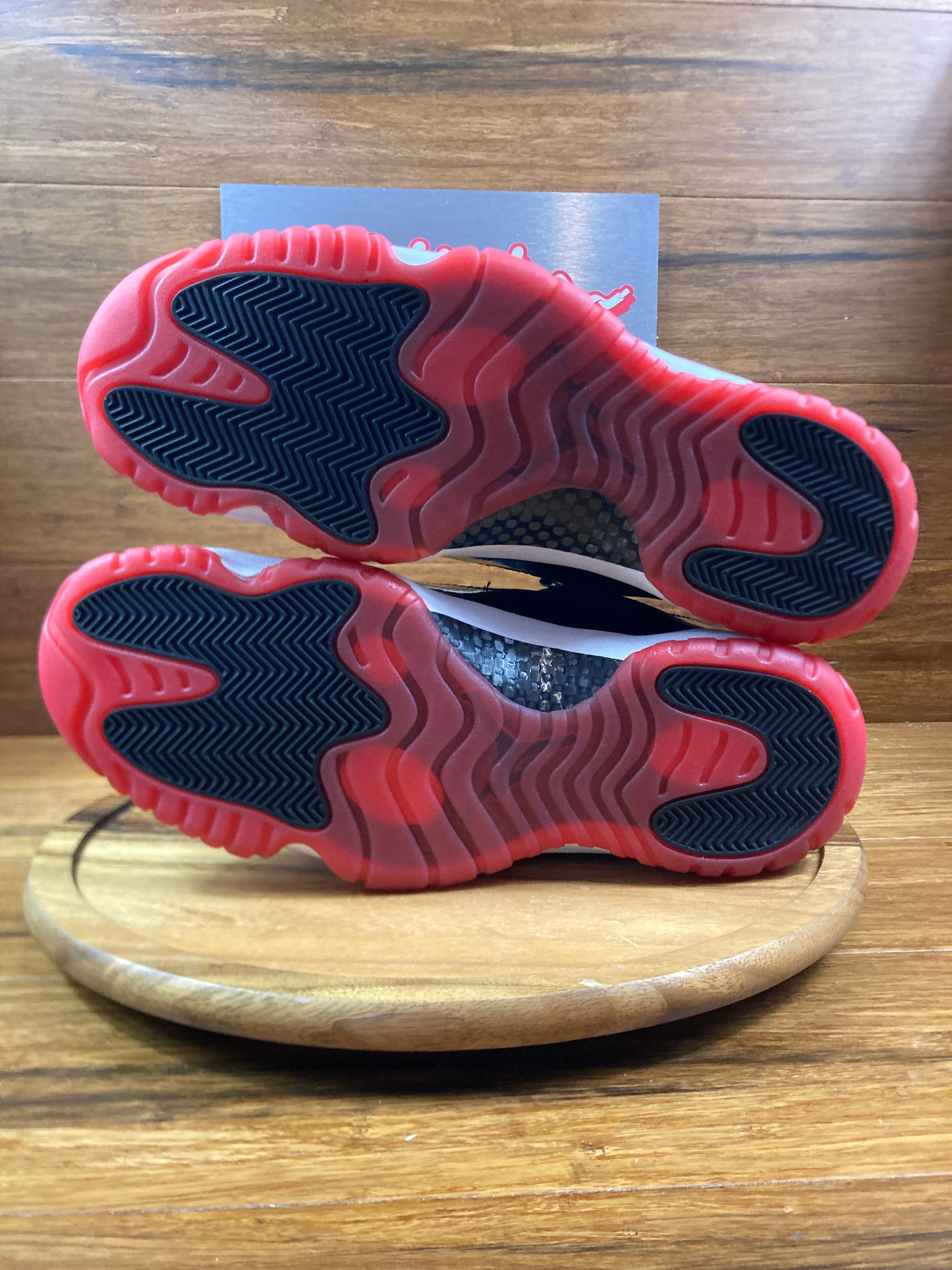 Jordan 11 Retro Low Bred (2025)