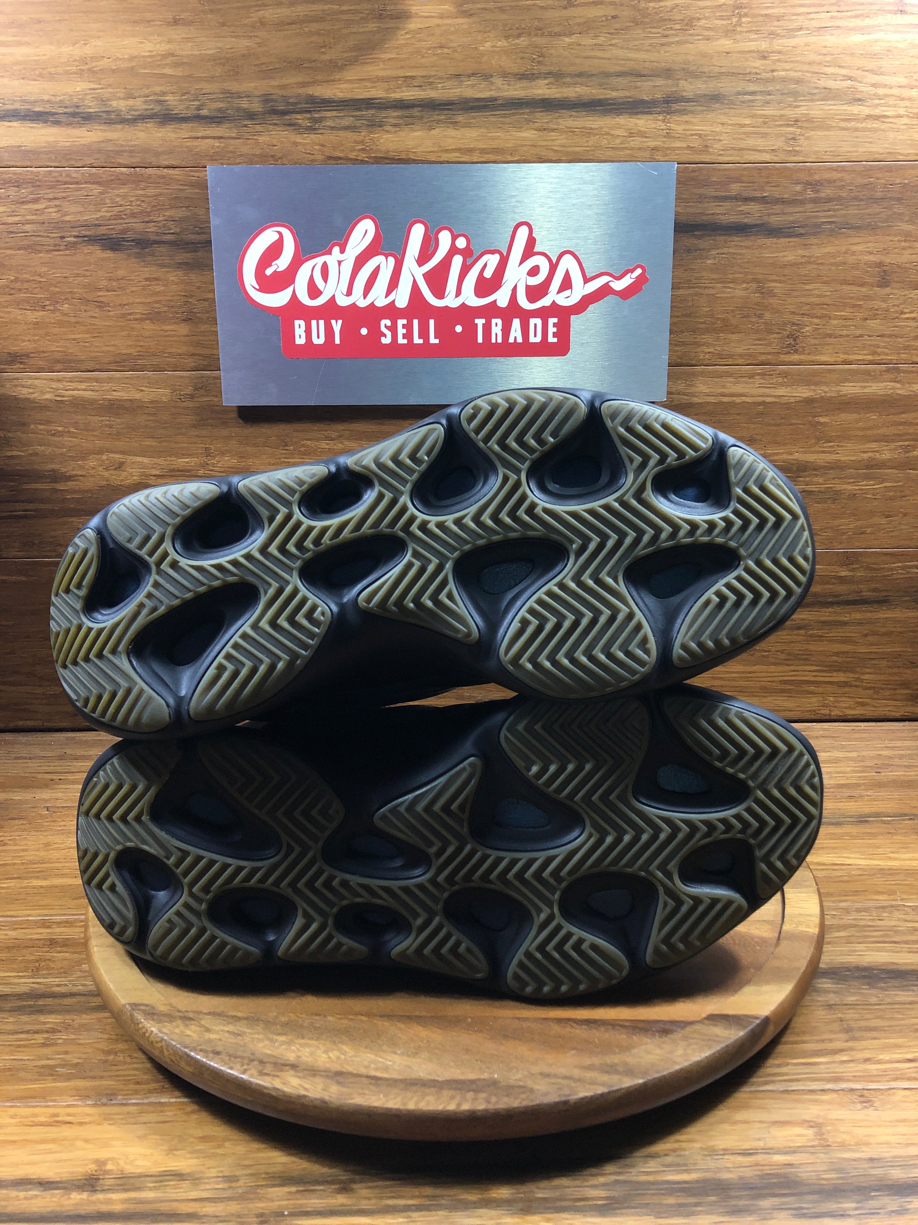 adidas Yeezy 700 V3 Clay Brown