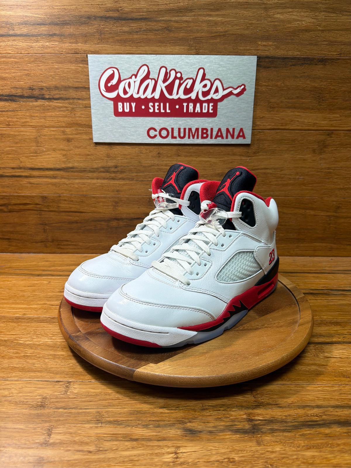 Jordan 5 Retro Fire Red Black Tongue (2025)