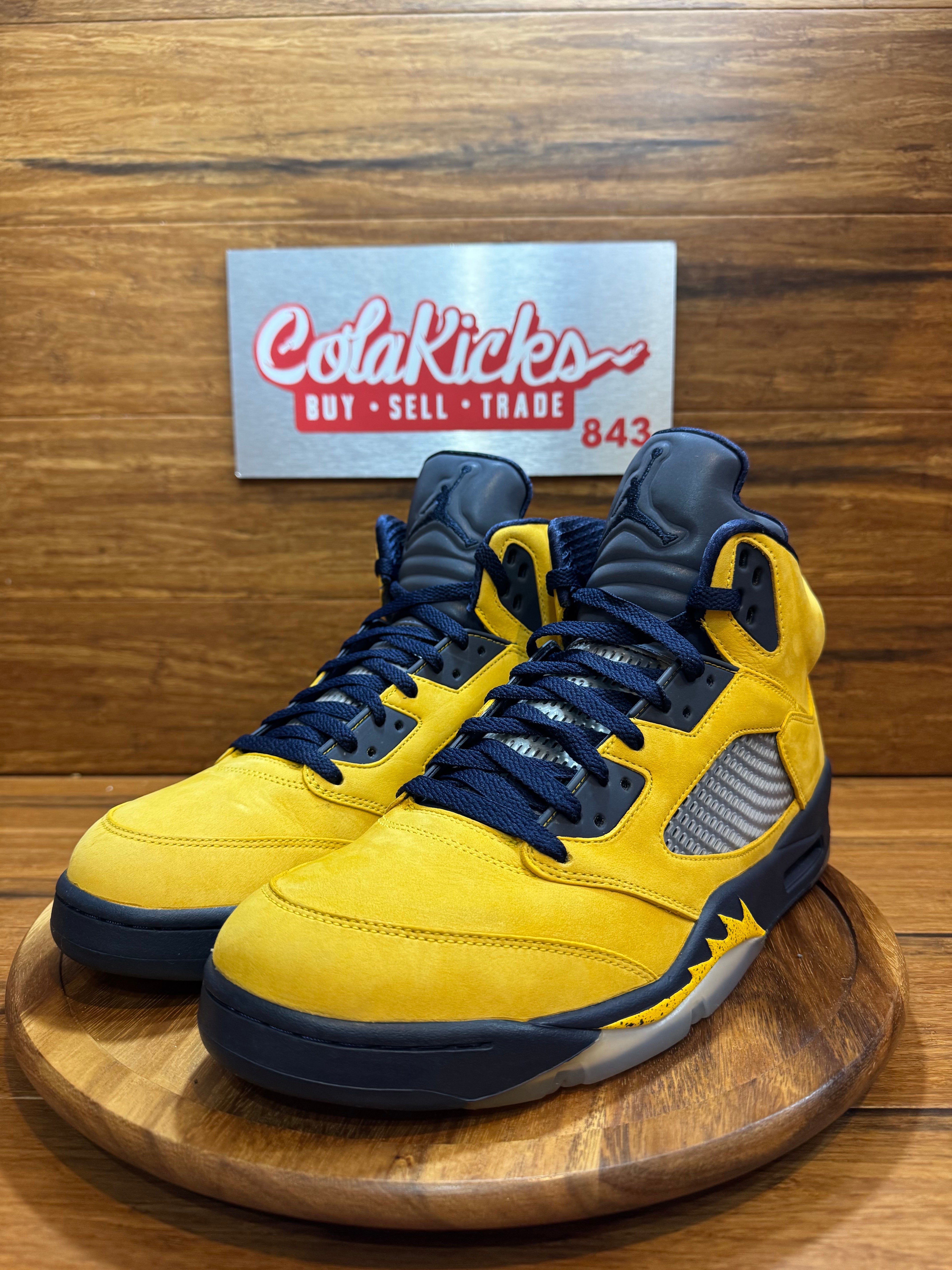 Jordan 5 Retro Michigan (2019)