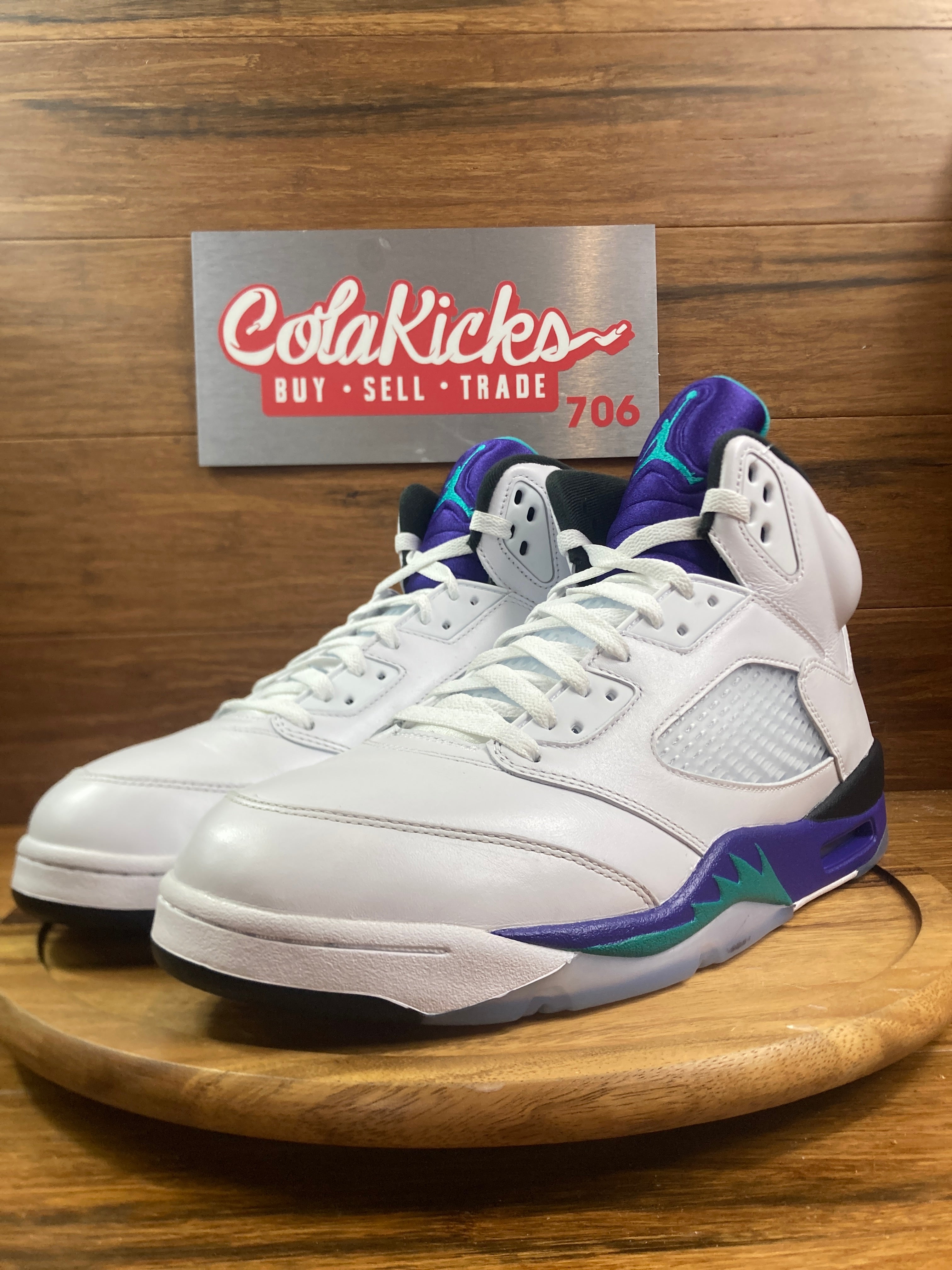 Jordan 5 Retro Grape (2025)