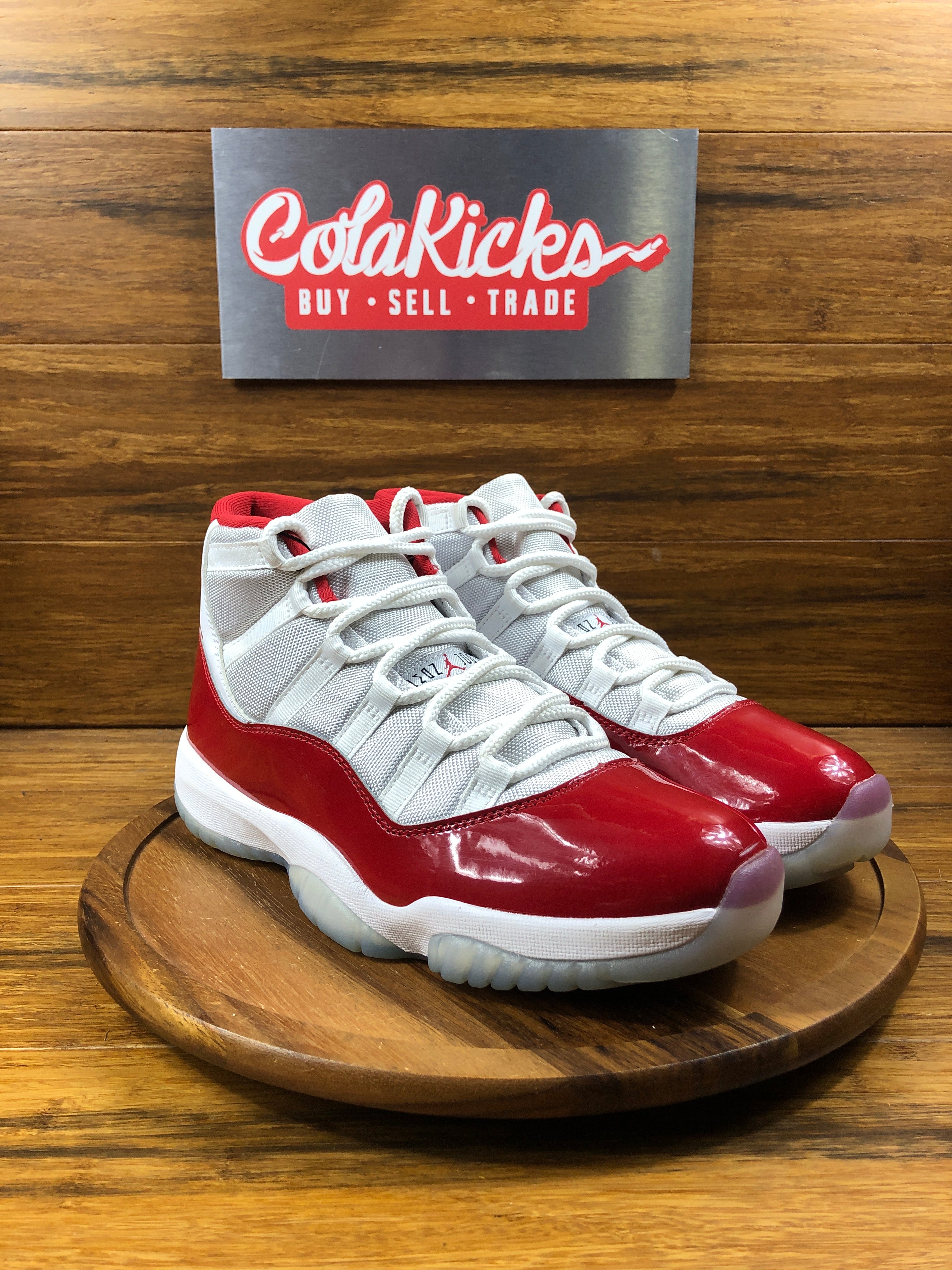 Jordan 11 Retro Cherry (2022)