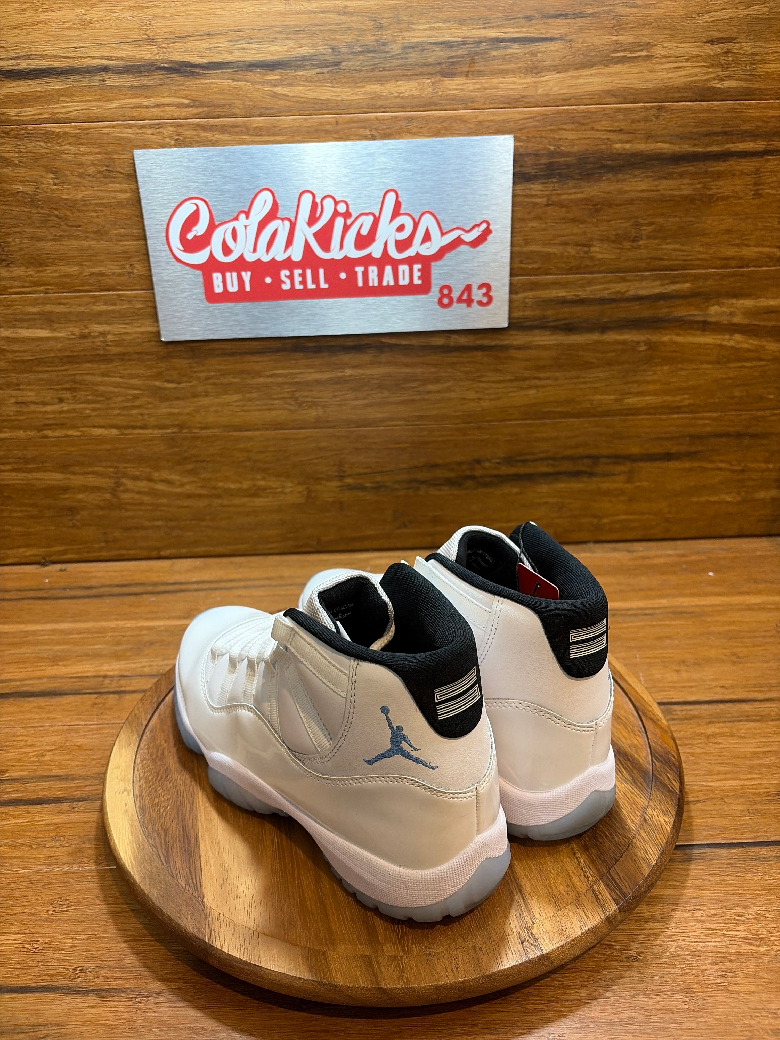 Jordan 11 Retro Legend Blue (2024)