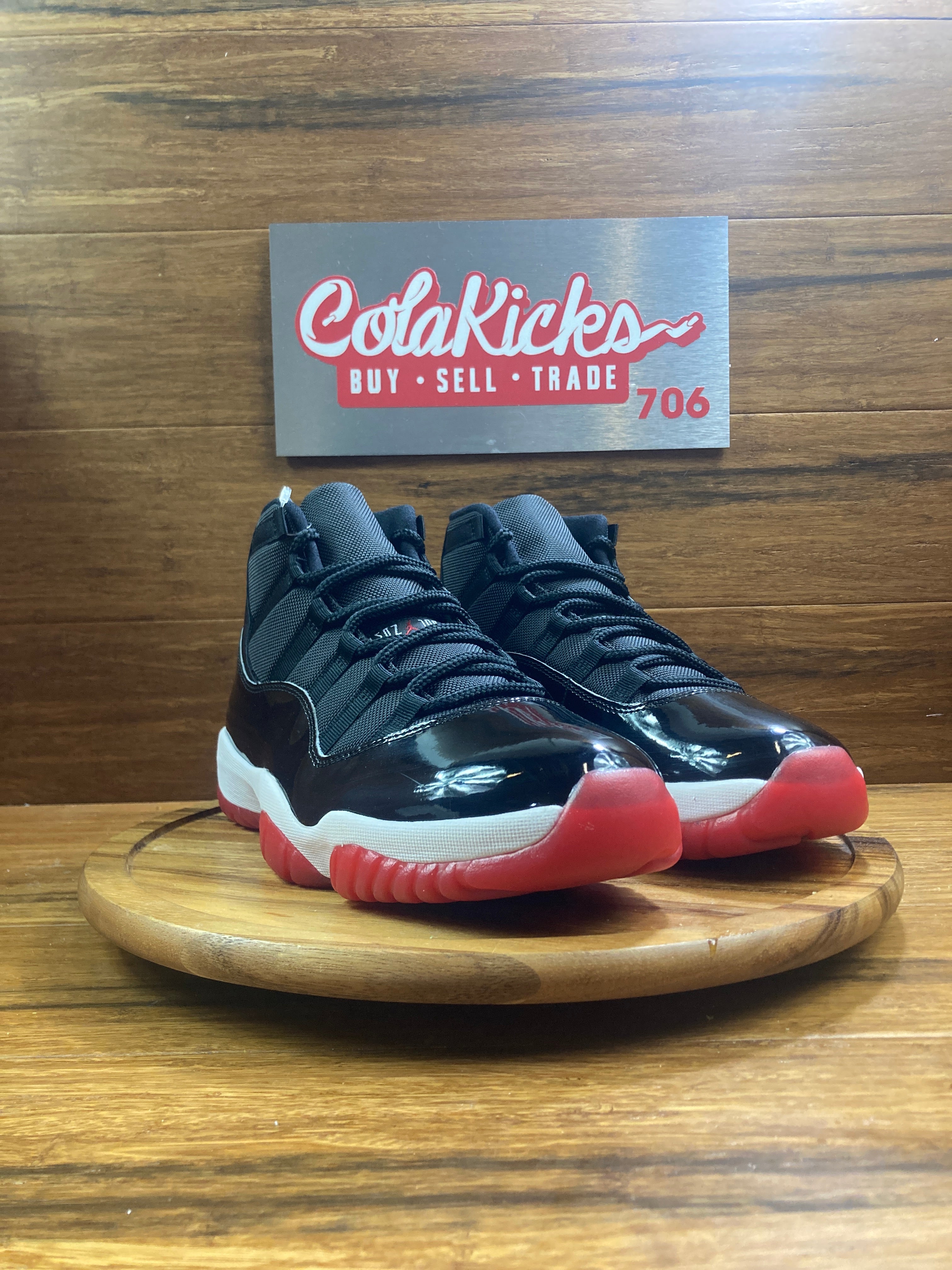 Jordan 11 Retro Playoffs Bred (2019)