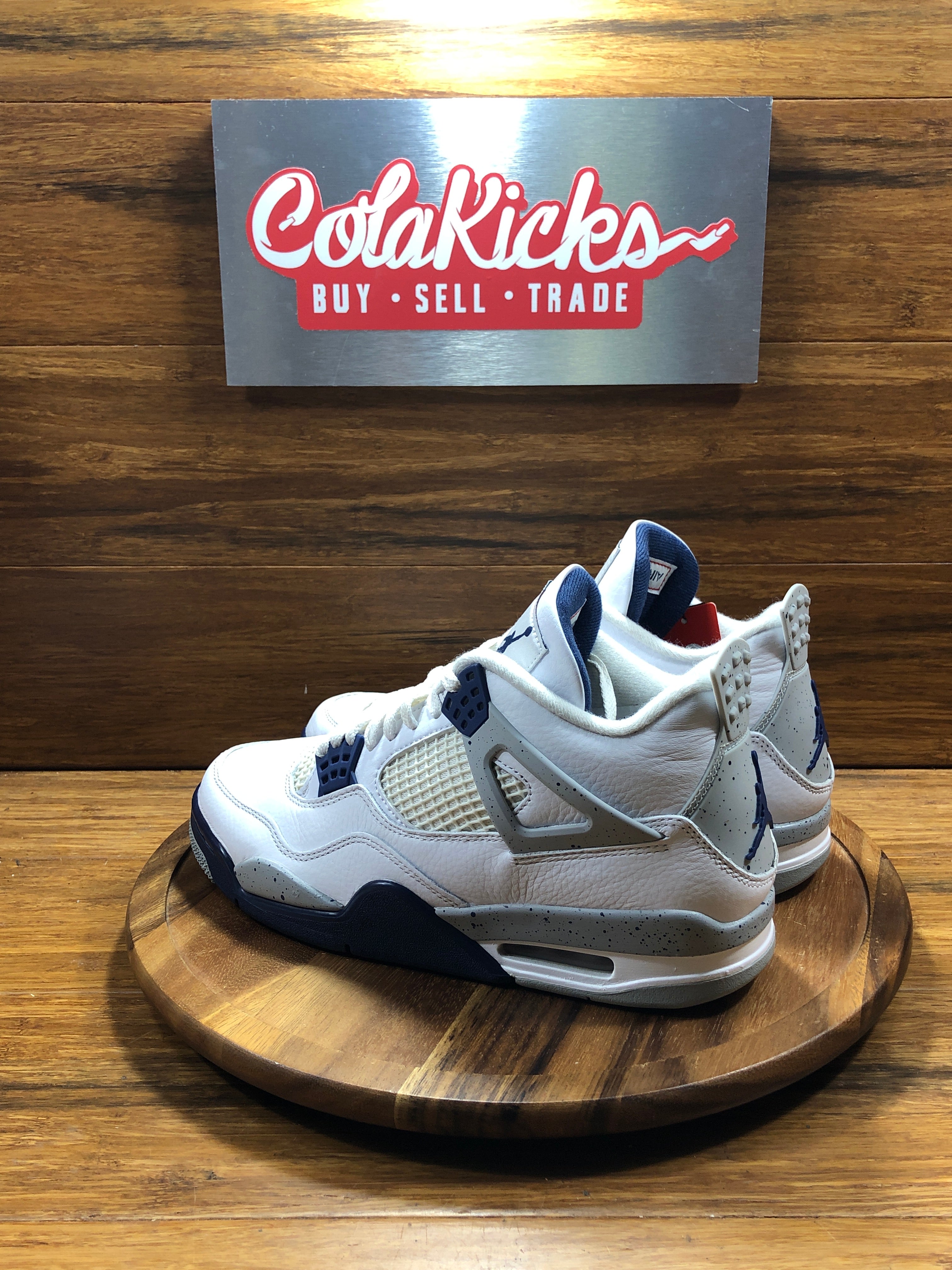 Jordan 4 Retro Midnight Navy