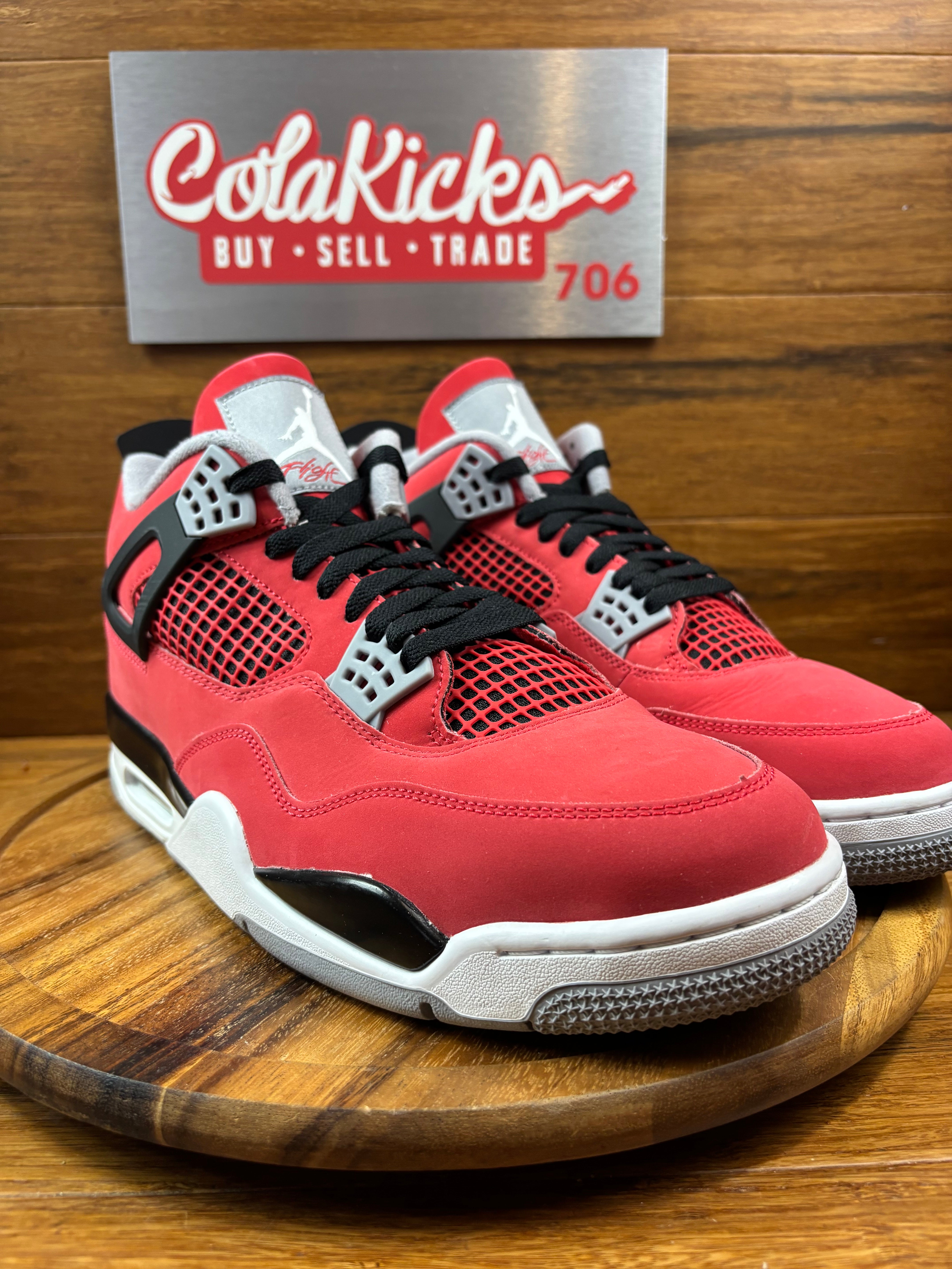 Jordan 4 Retro Toro Bravo (2026)
