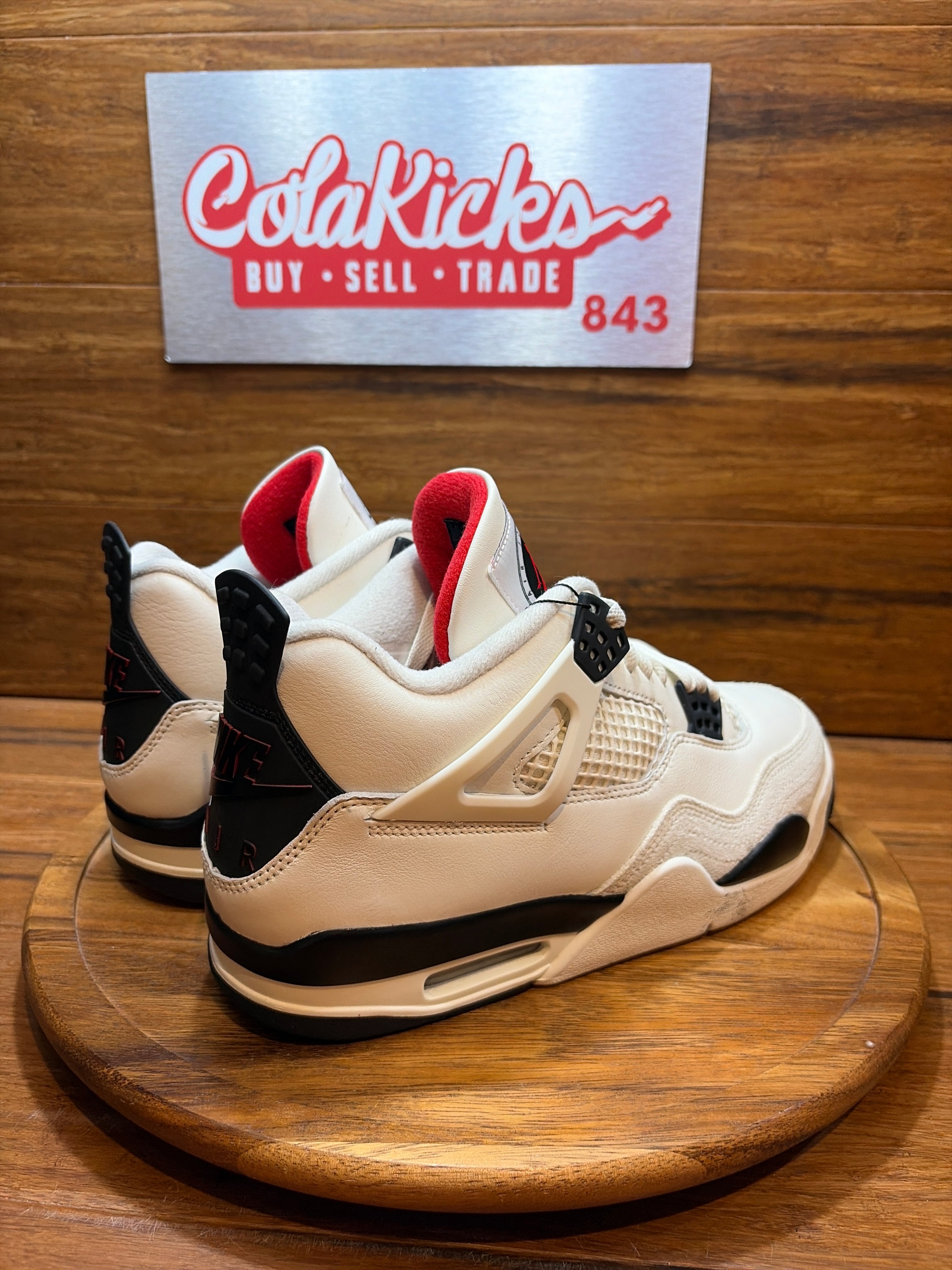 Jordan 4 Retro OG Flight Club