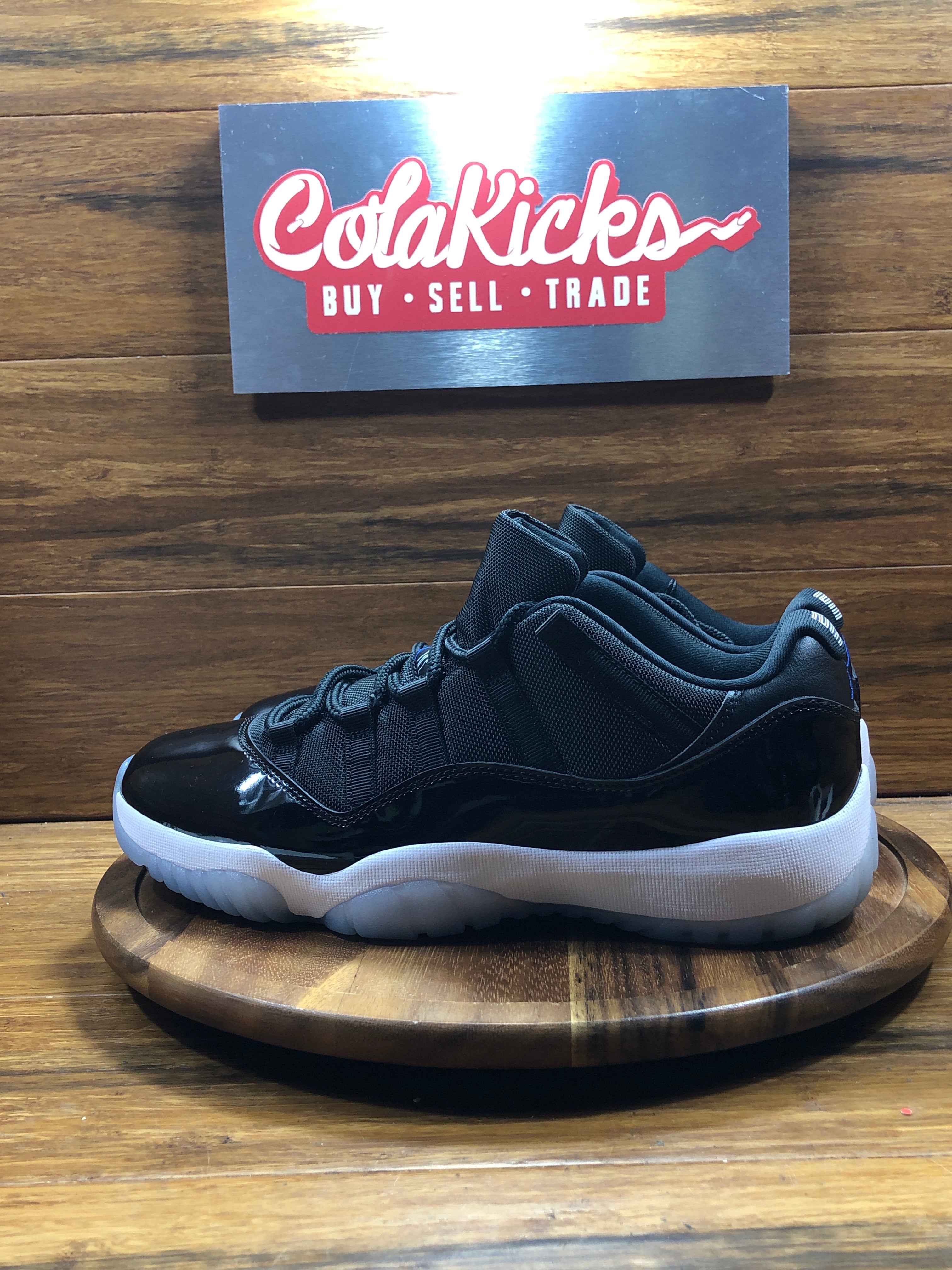Jordan 11 Retro Low Space Jam