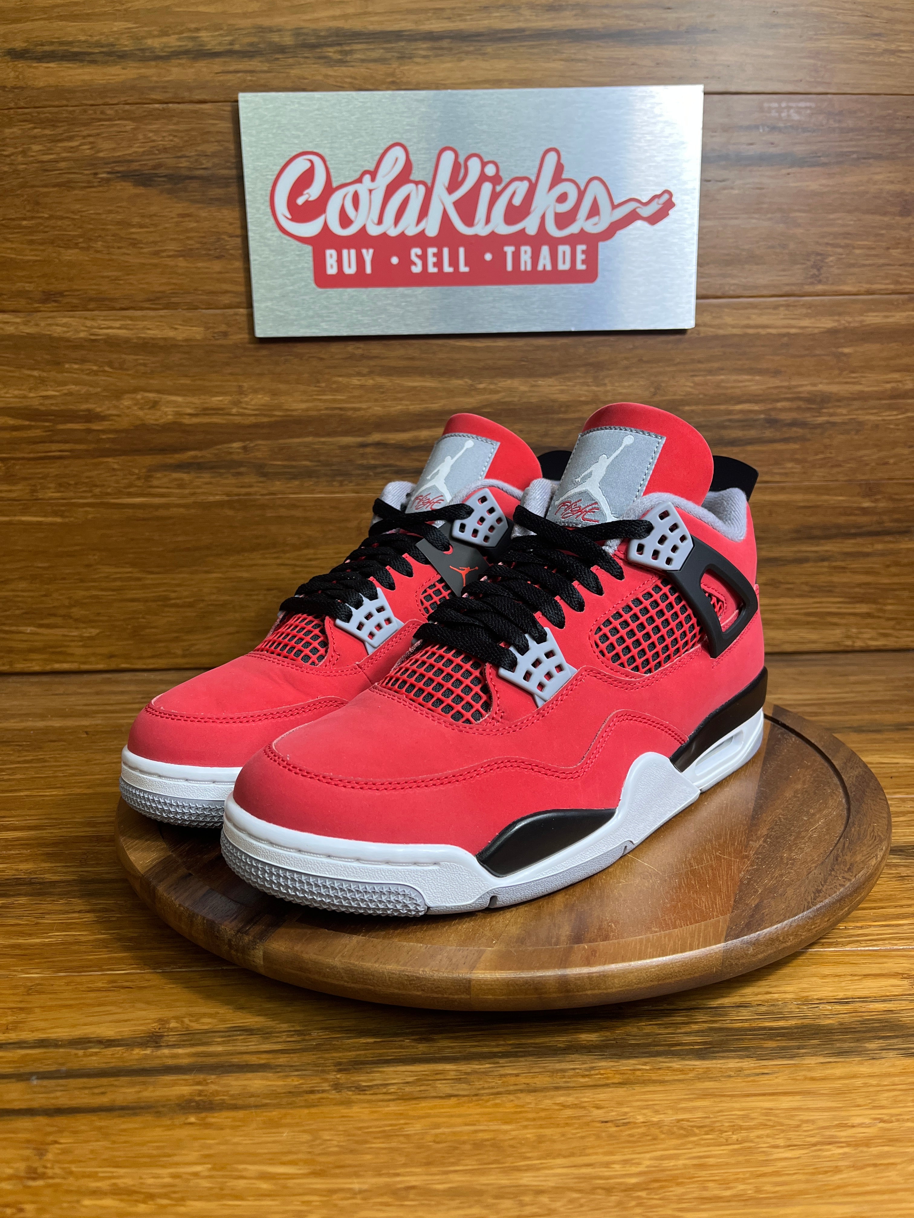 Jordan 4 Retro Toro Bravo (2026)