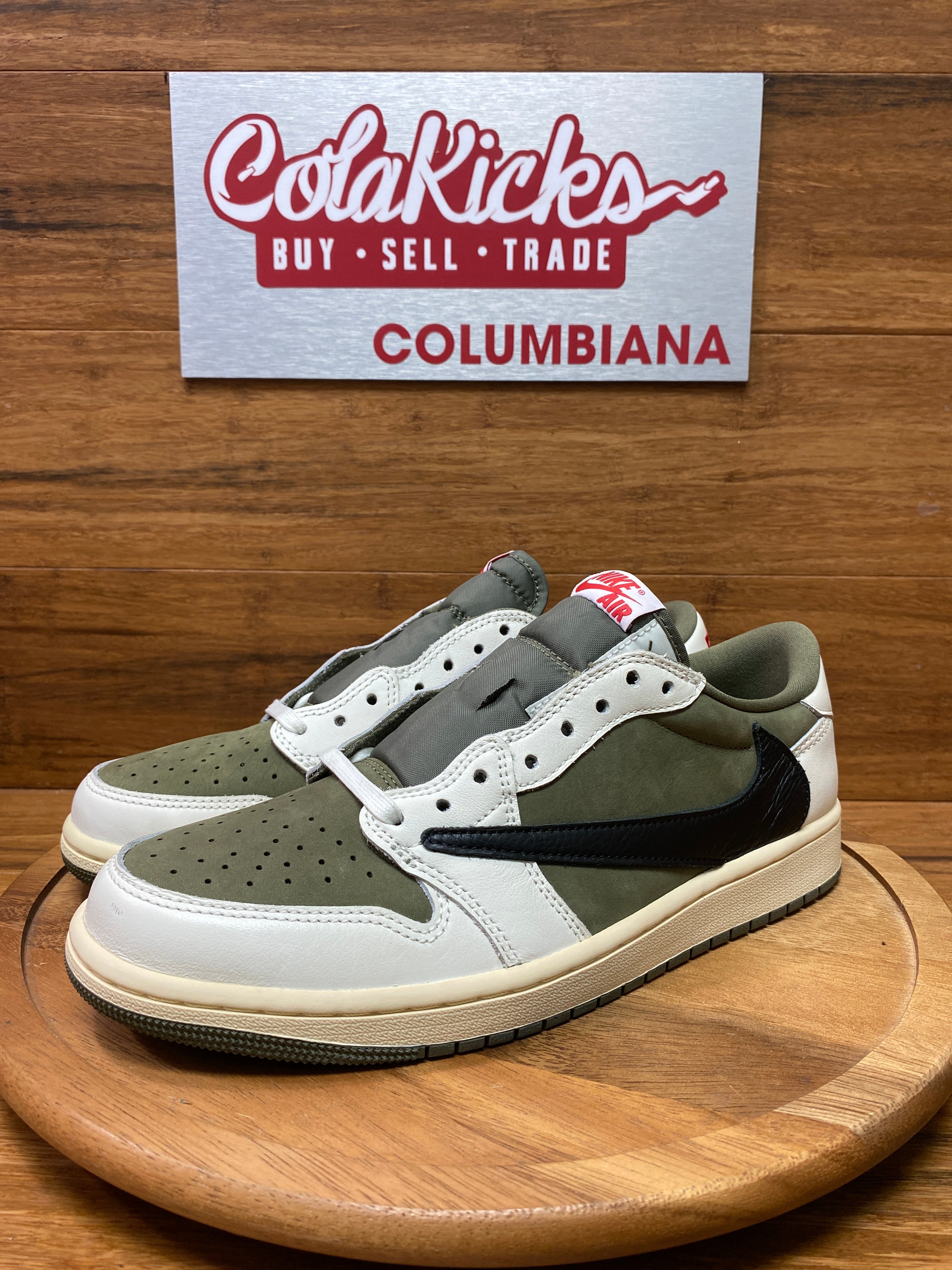 Jordan 1 Retro Low OG SP Travis Scott Medium Olive (Small Flaw in Picture)
