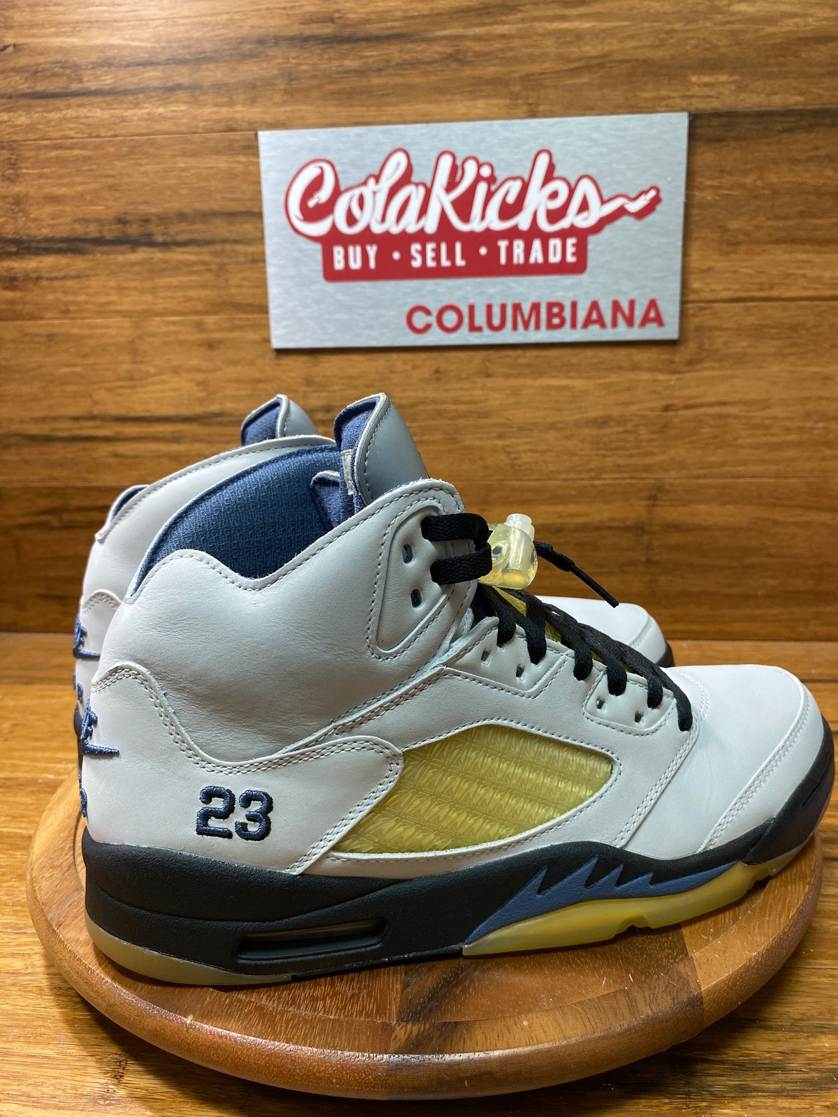 Jordan 5 Retro A Ma Maniére Dawn (Women's)