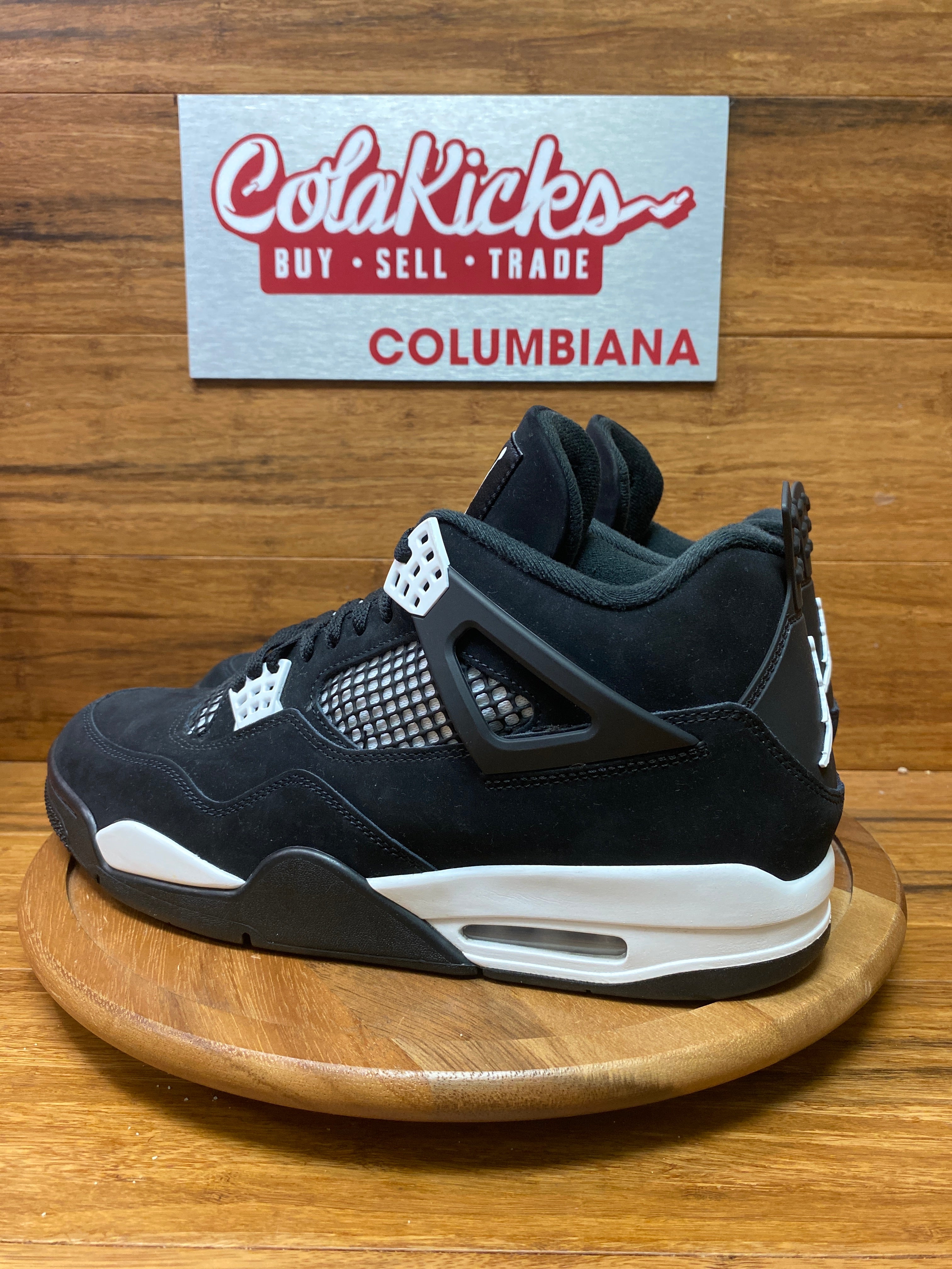 Jordan 4 Retro White Thunder