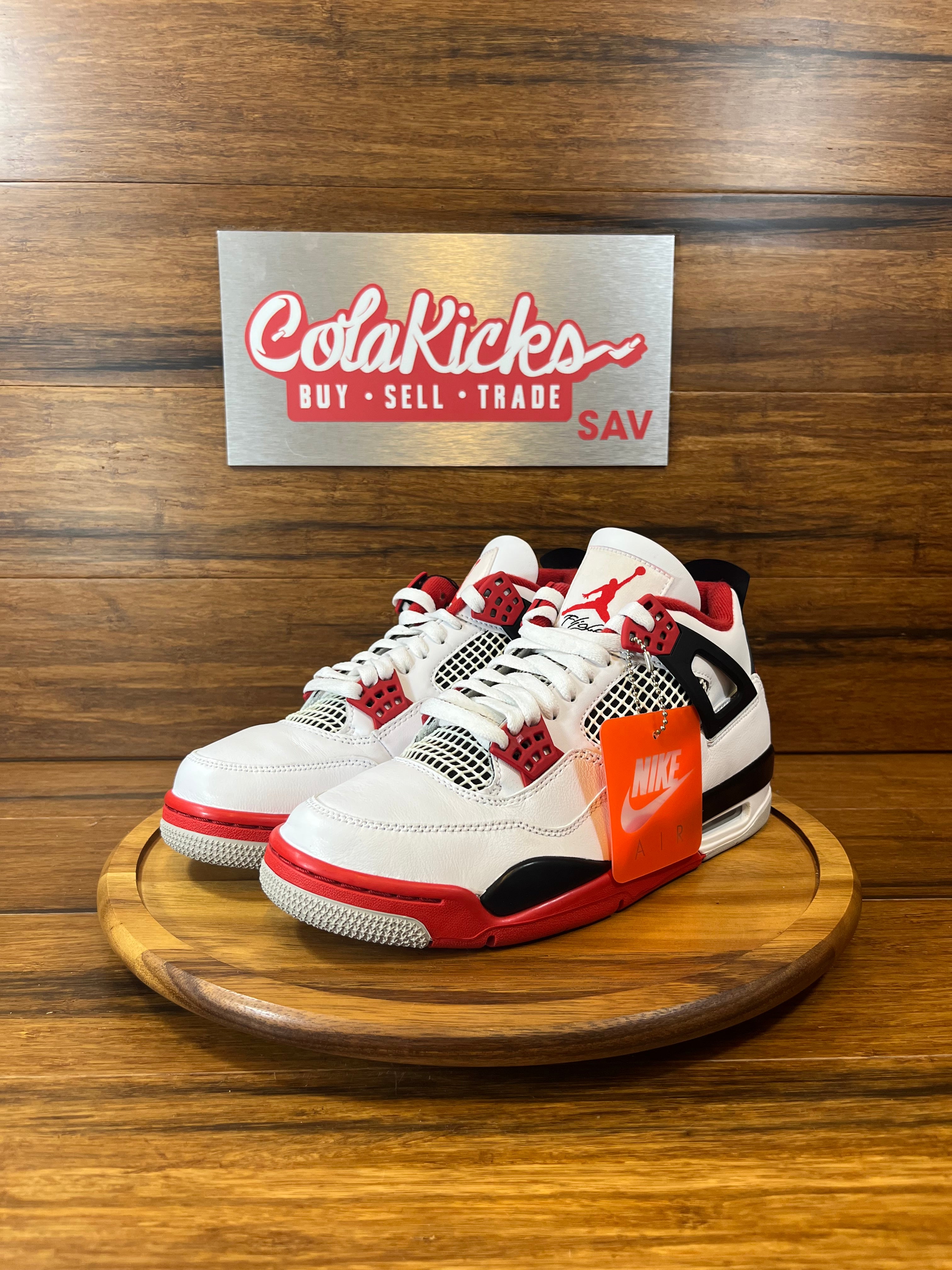 Jordan 4 Retro Fire Red (2020)