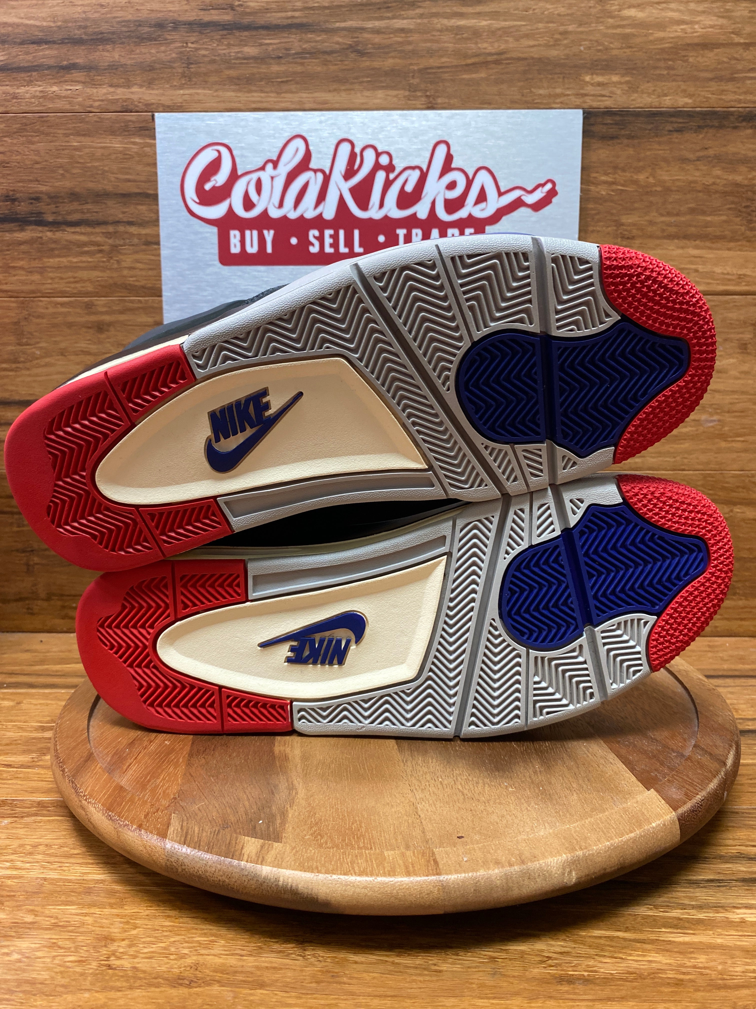 Jordan 4 Retro Rare Air (Gold Lettering)