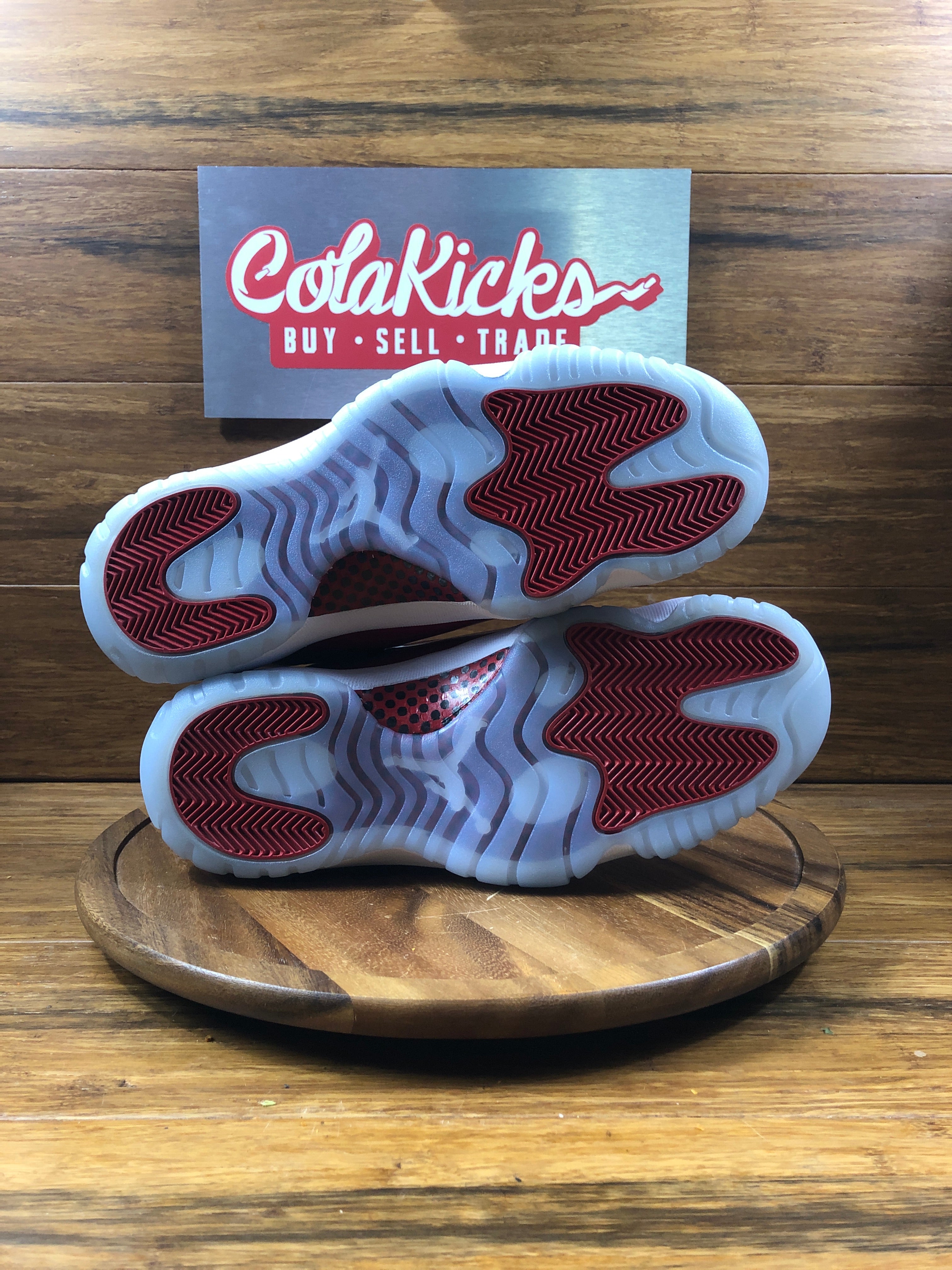 Jordan 11 Retro Cherry (2022)